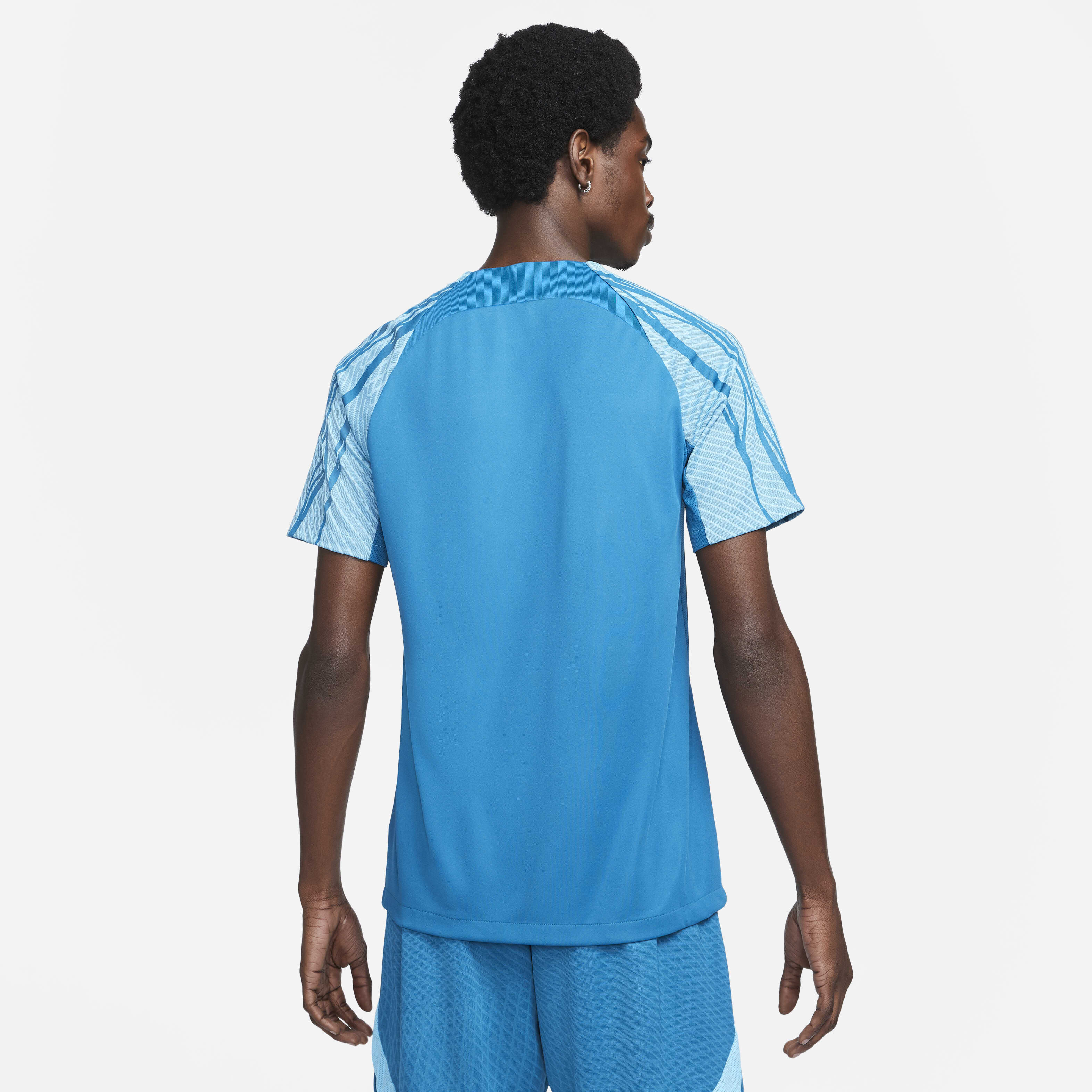 Nike Dri-FIT Strike image number 1