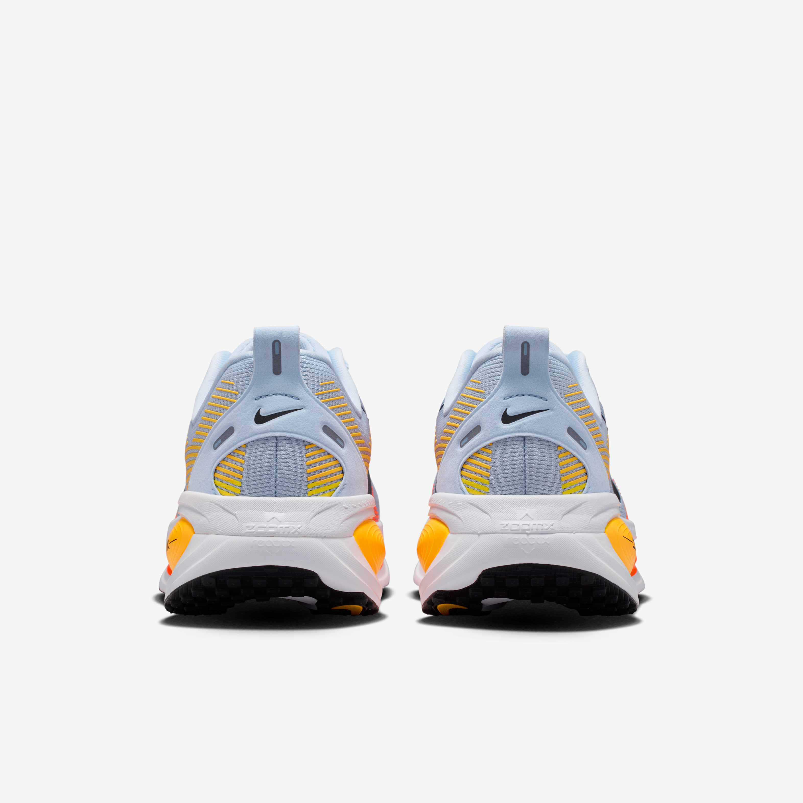 Nike Vomero 18 image number 5