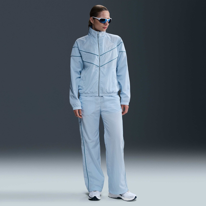 Nike Windrunner image number 3 Nike Windrunner image number 3