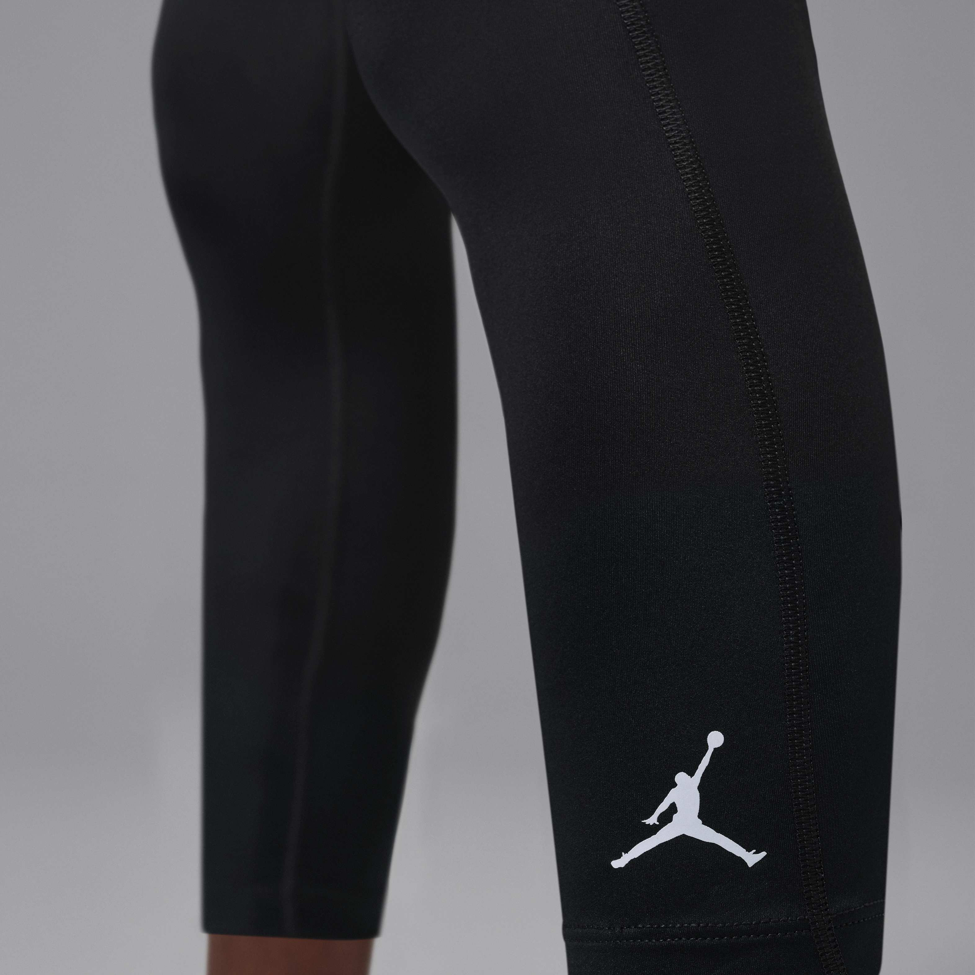 Jordan Sport Essentials image number 4