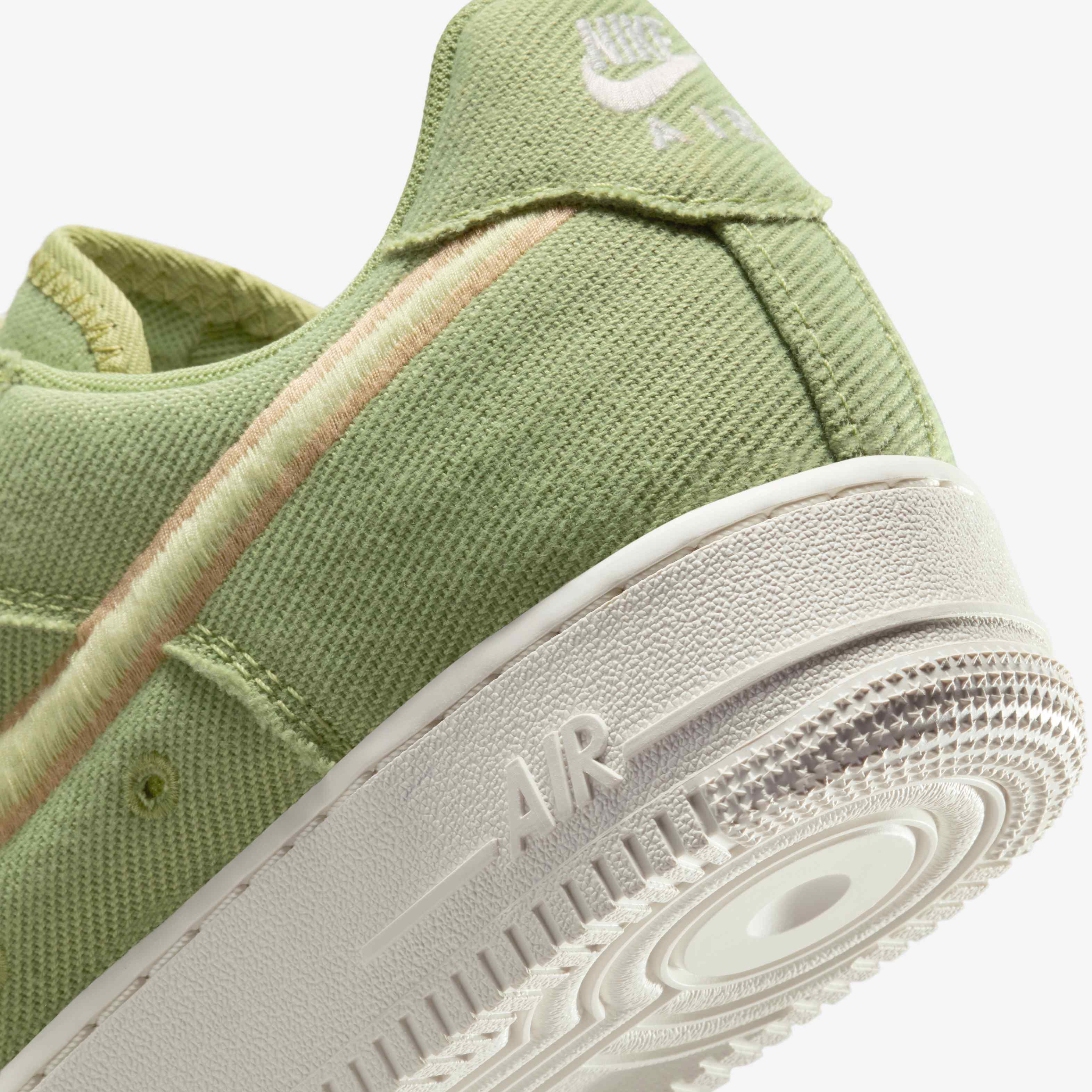 نايكي اير فورس 1 لو كانفاس image number 7