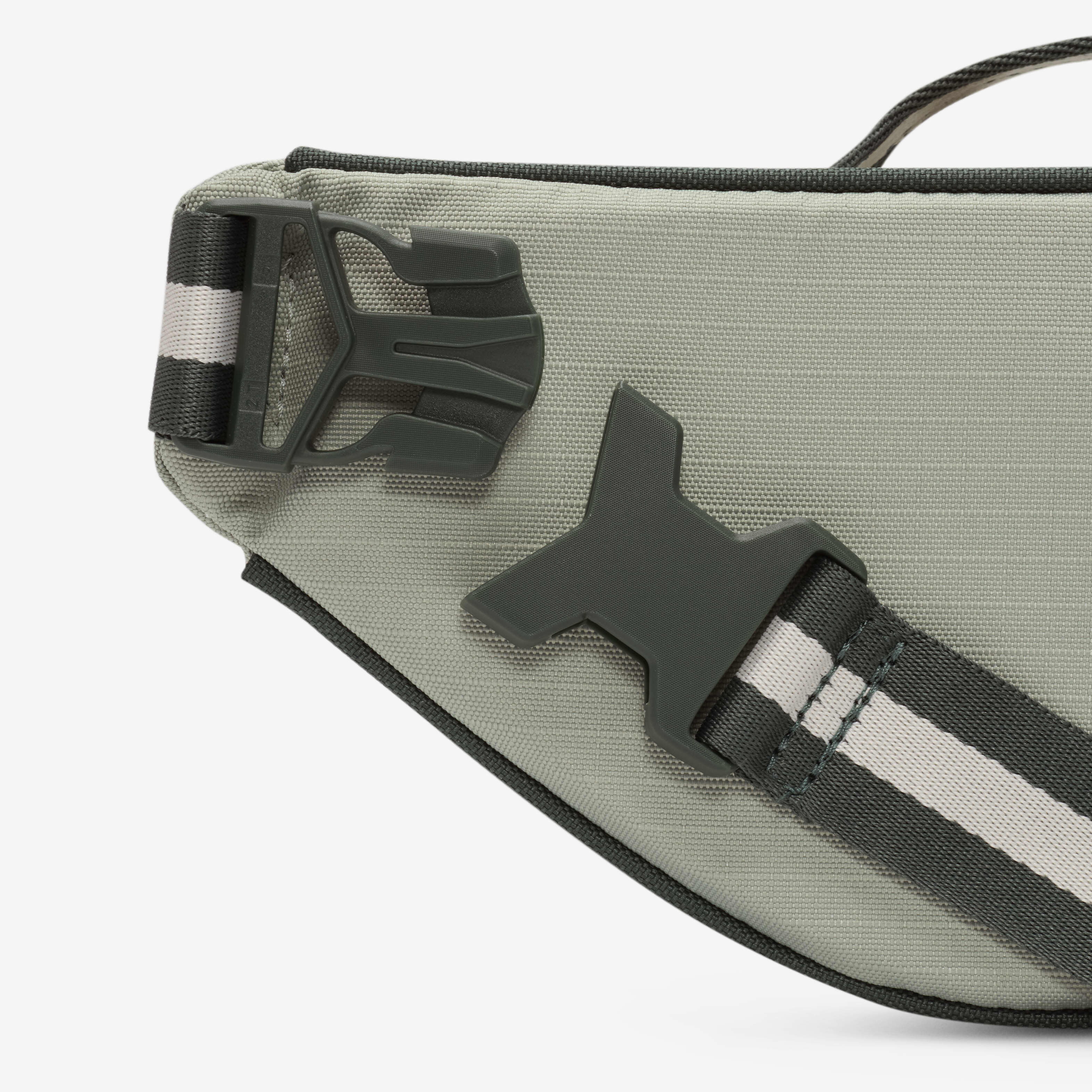 Nike Heritage image number 5