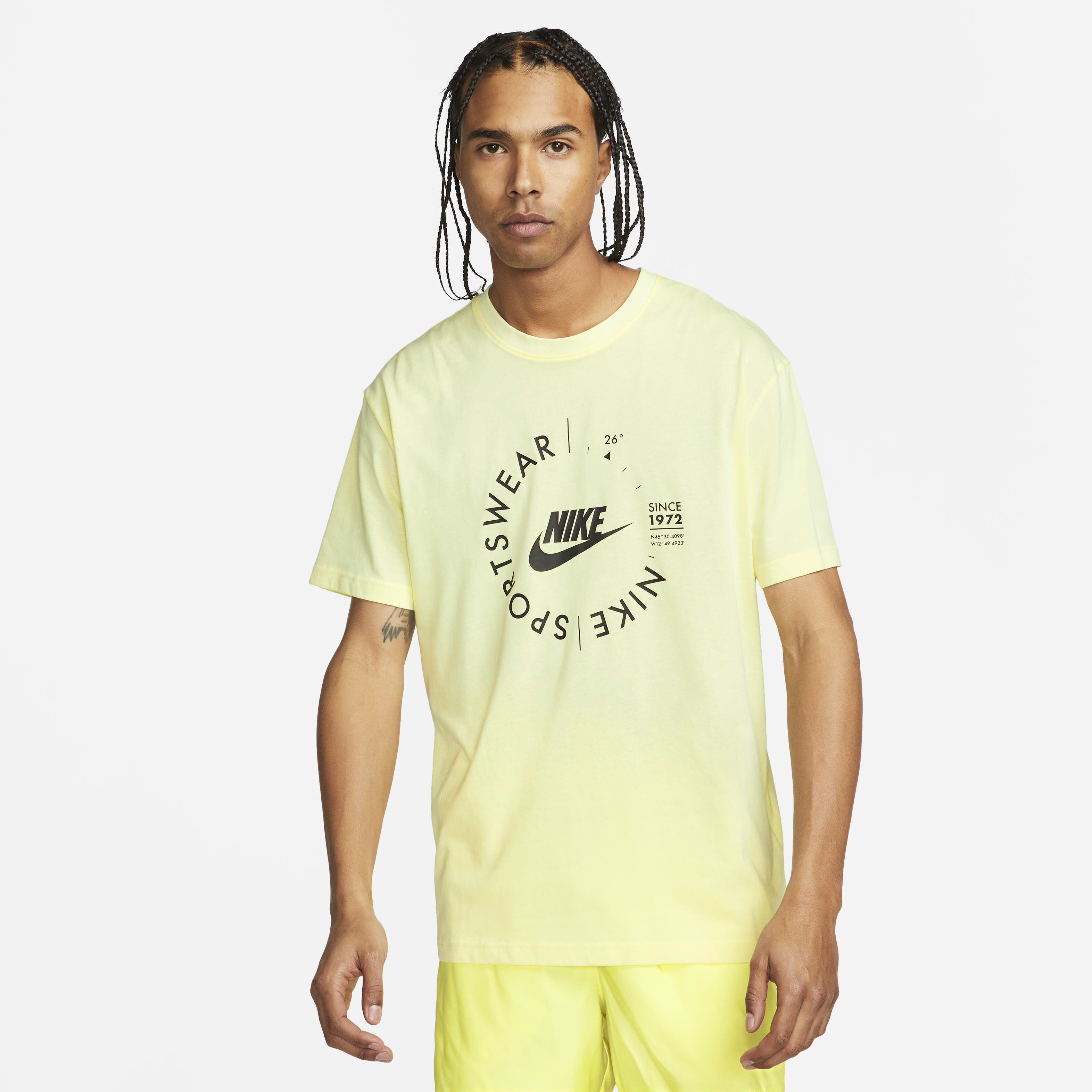 نايكي سبورتسوير image number 0