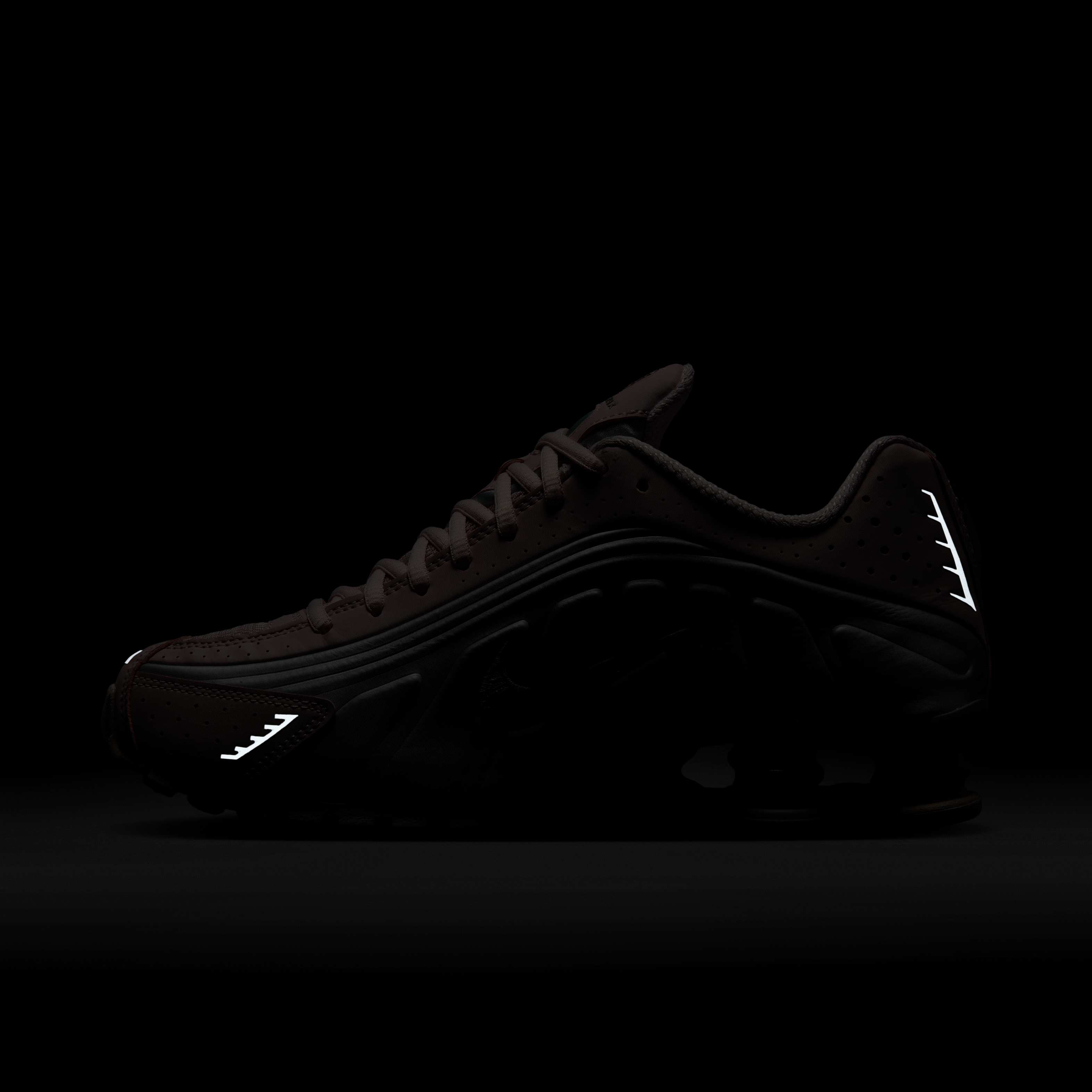 Nike Shox R4 image number 11