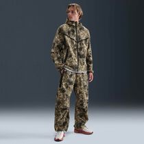 Nike Tech