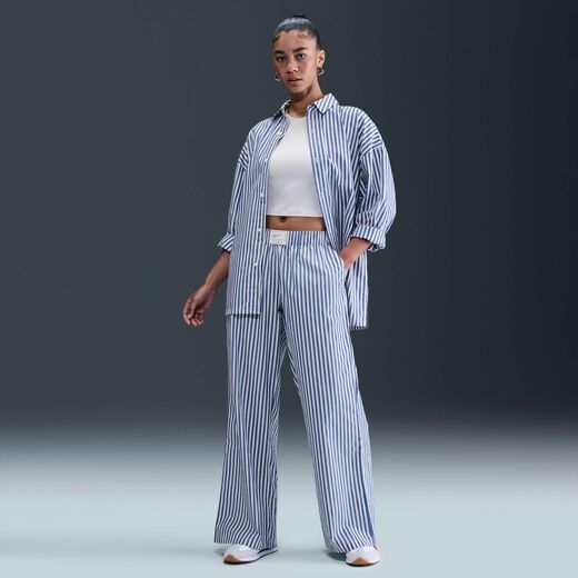 بناطيل وليقنز-نايكي, نايكي سبورتسوير تشيل بوبلين, بنطال مخطط واسع بخصر متوسط الارتفاع للنساء بناطيل وليقنز-نايكي, نايكي سبورتسوير تشيل بوبلين, بنطال مخطط واسع بخصر متوسط الارتفاع للنساء