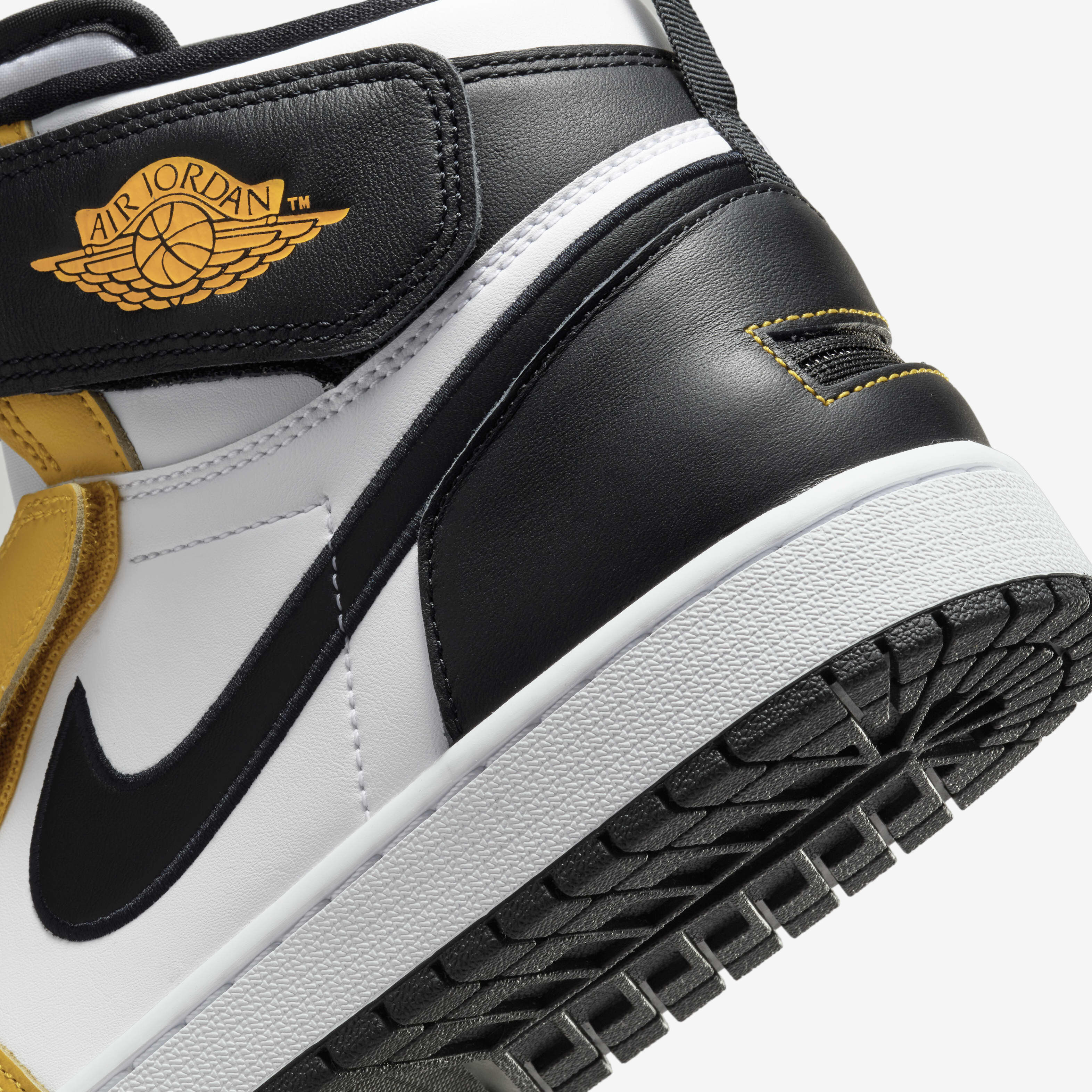 اير جوردن 1 هاي فلاي ايز image number 7