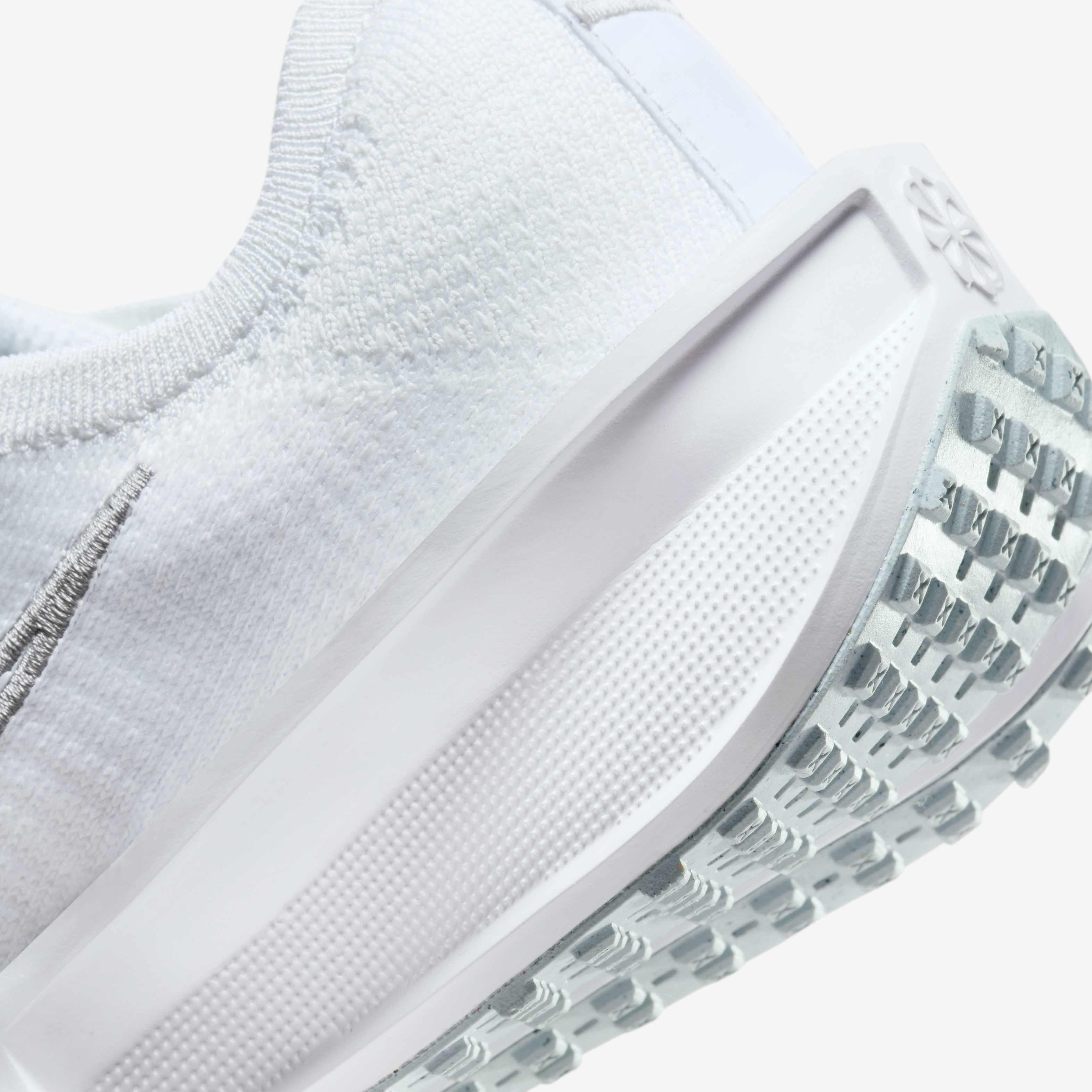 Nike Interact Run image number 8