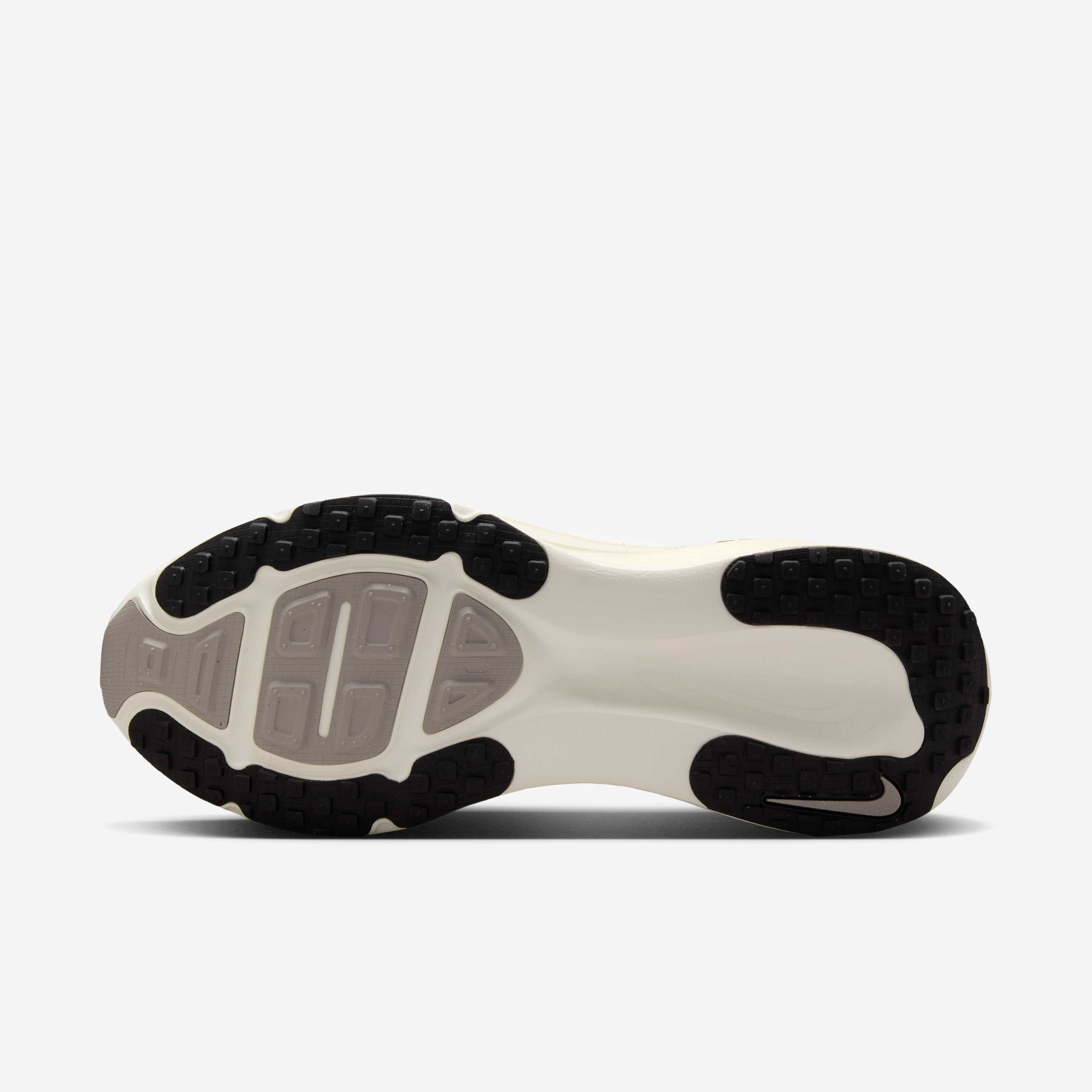 Nike Vomero 18 image number 1