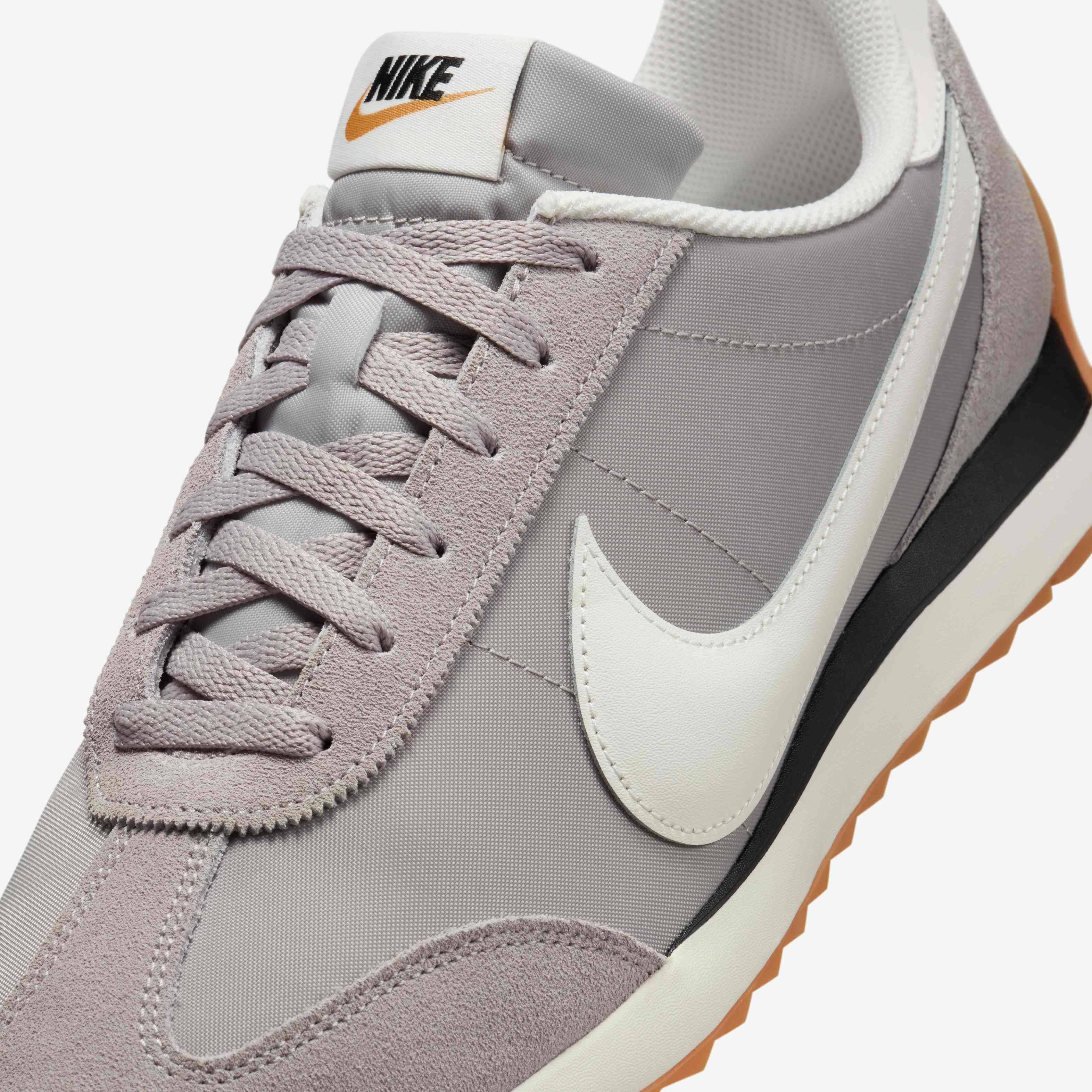 nike mach runner grey