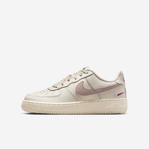 Nike Air Force 1 LV8 1