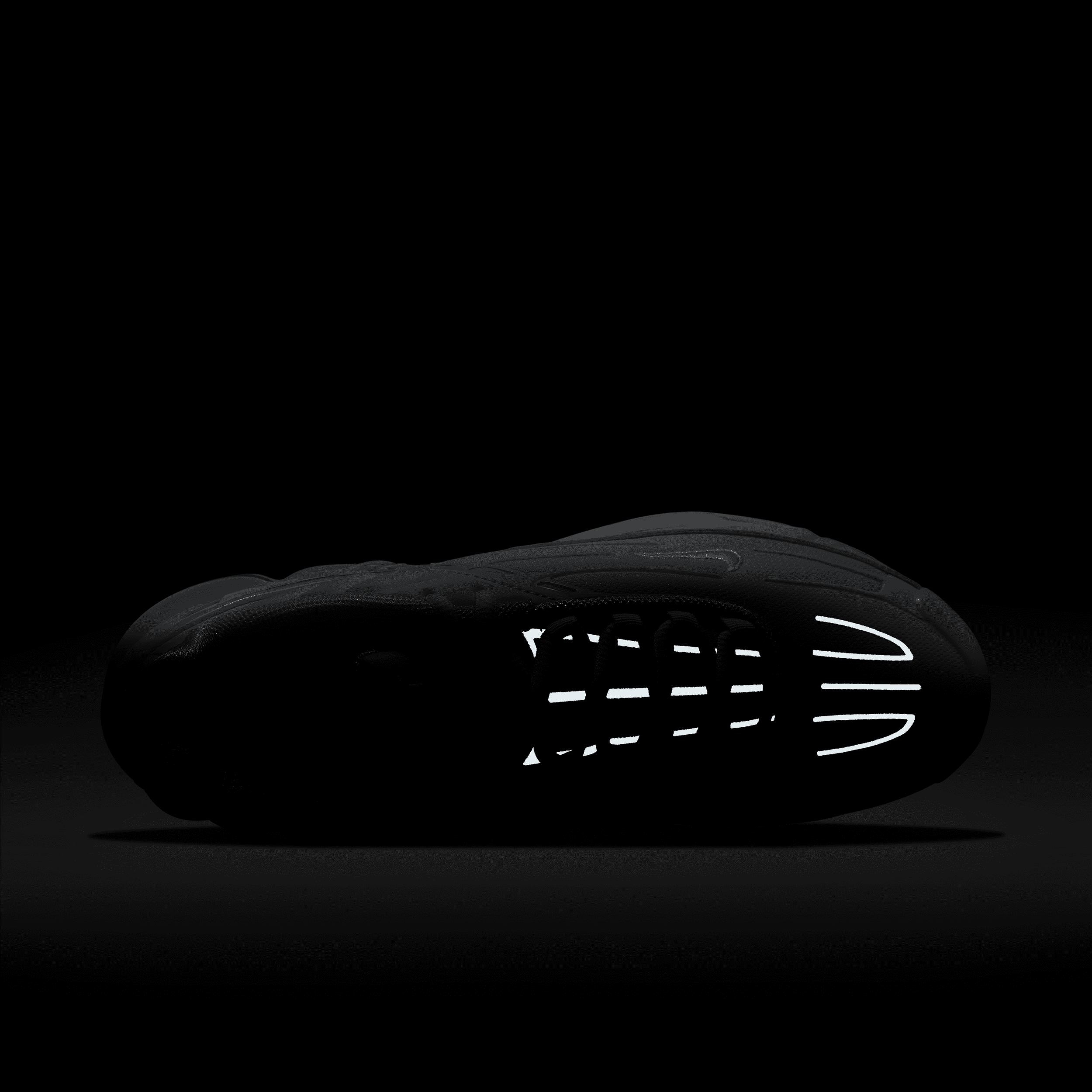 اير ماكس بلس 3 image number 8