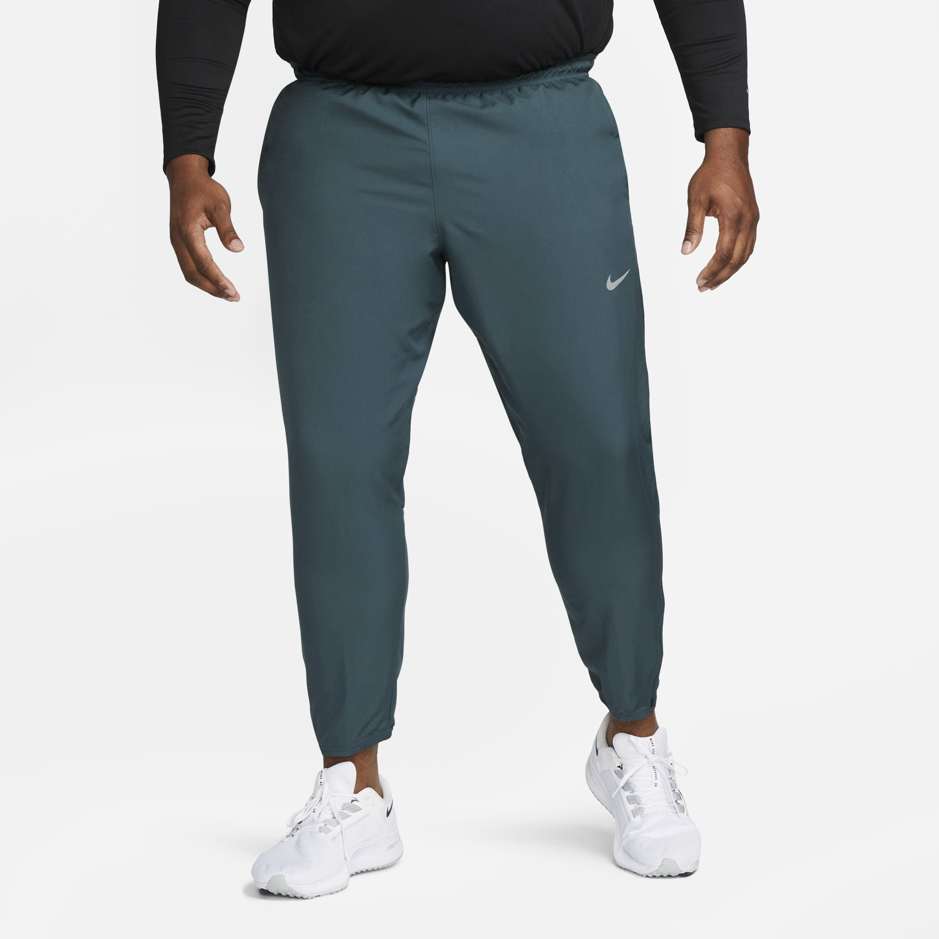 Nike Dri-FIT Challenger image number 8