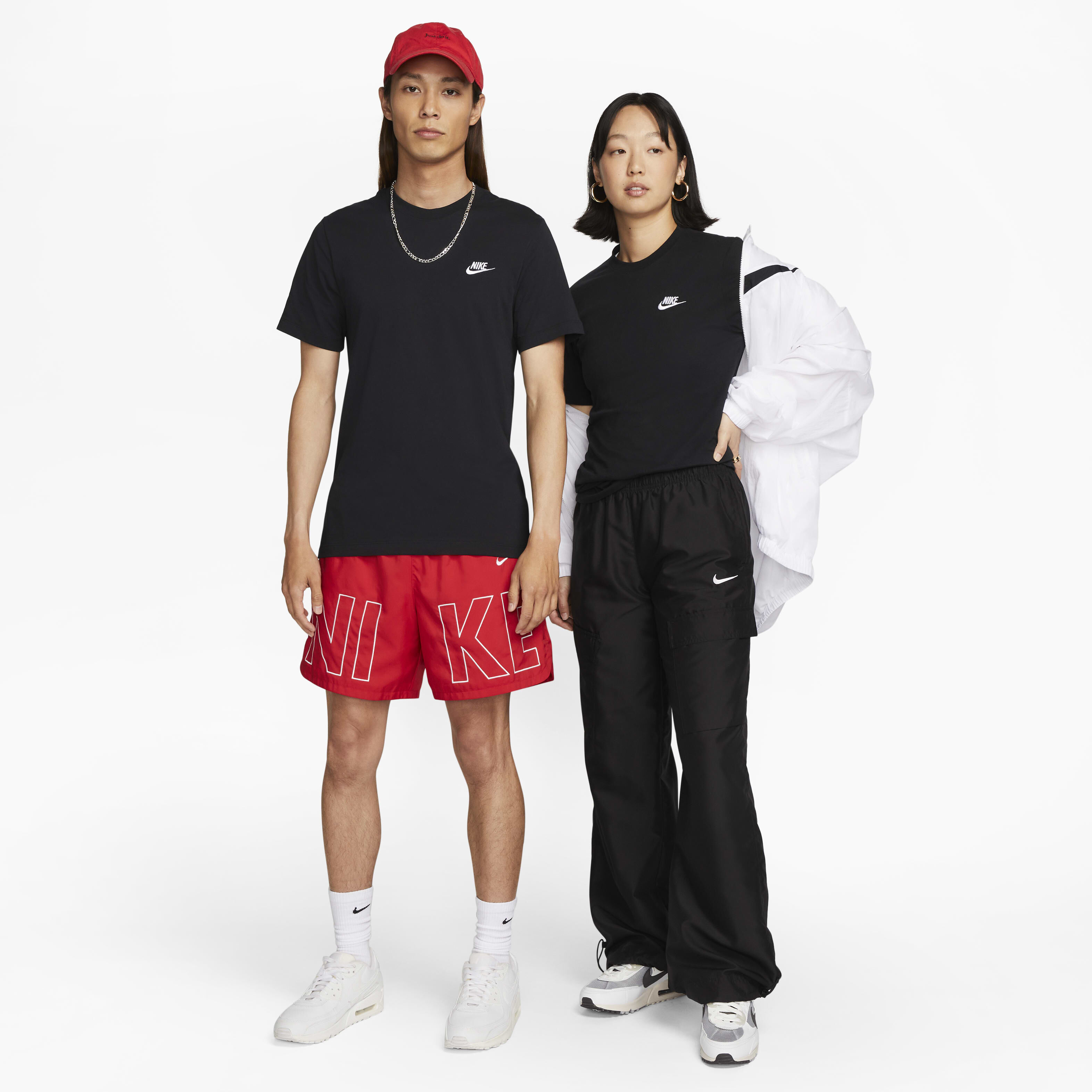 Nike Sportswear Club image number 4