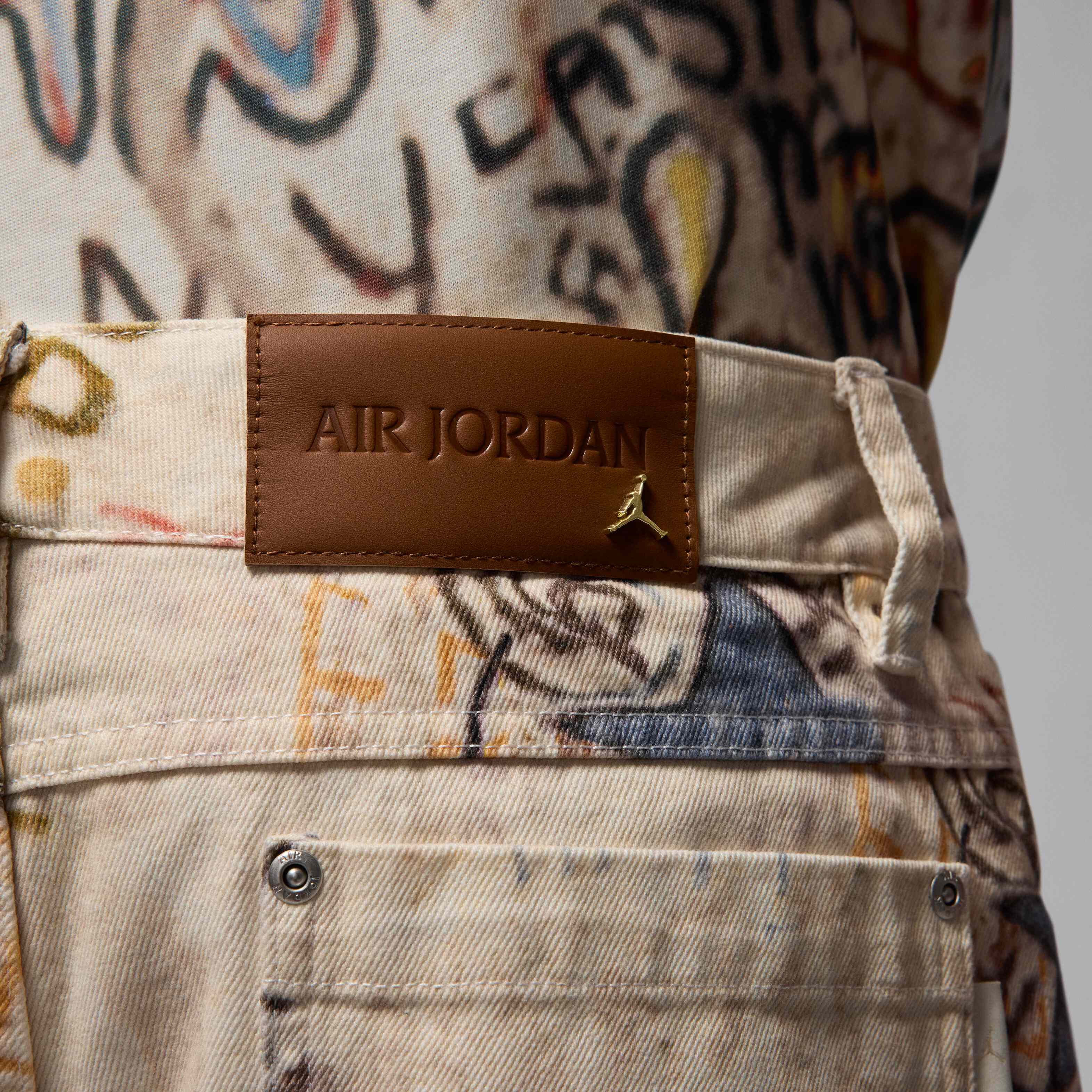 Air Jordan image number 4