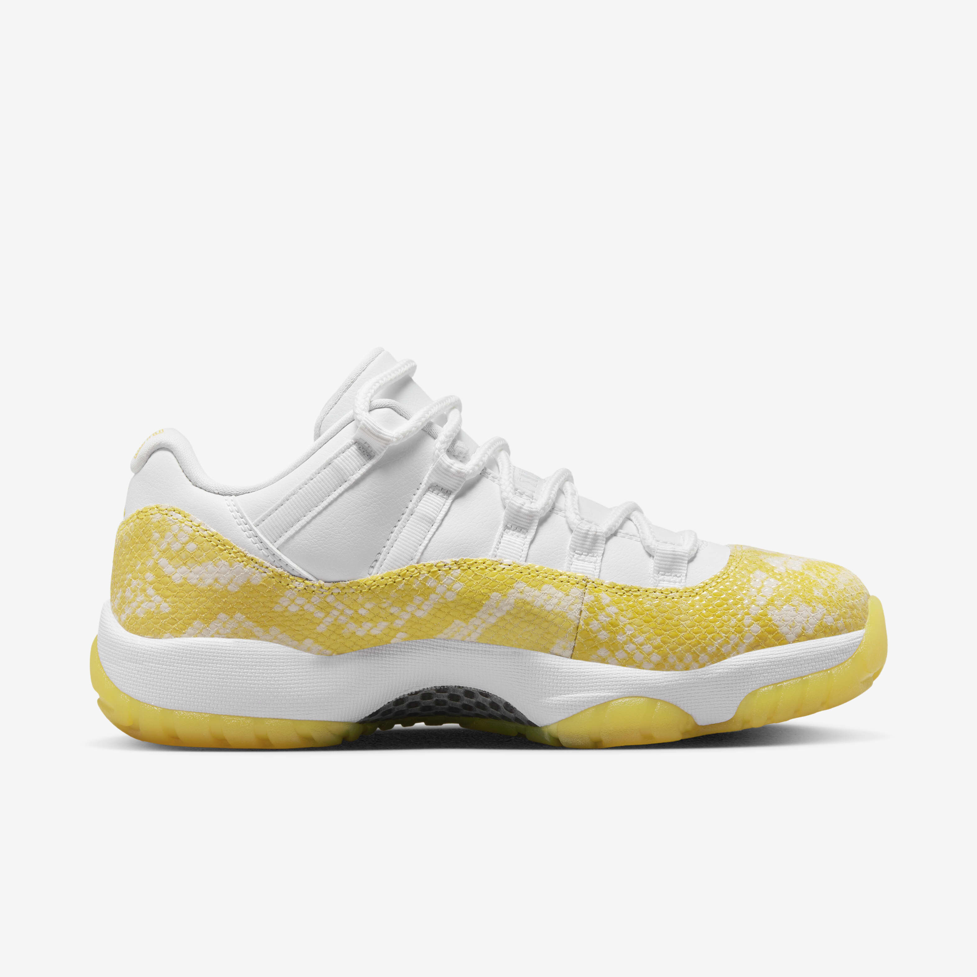 Air Jordan 11 Retro Low 'Legend Pink' image number 2