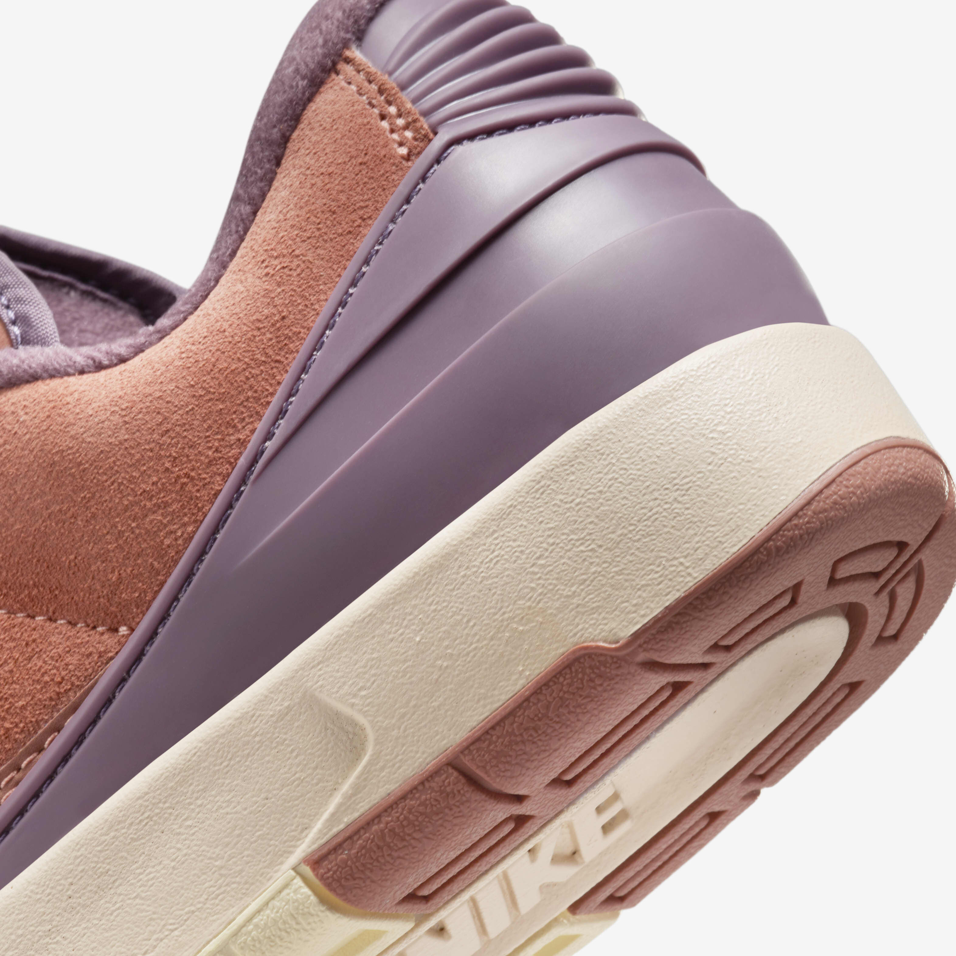 اير جوردن 2 ريترو لو image number 7