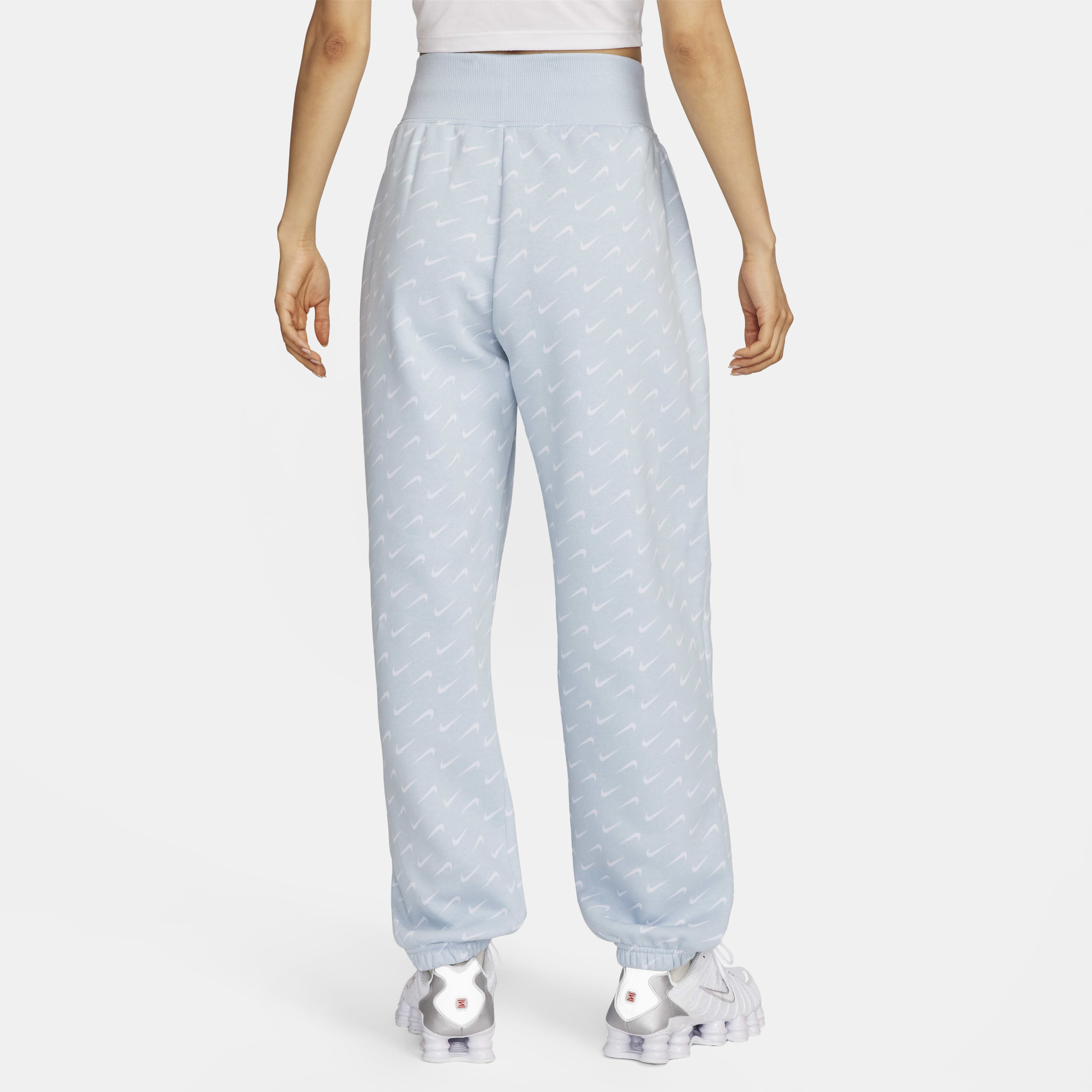 نايكي سبورتسوير فينكس فليس image number 1