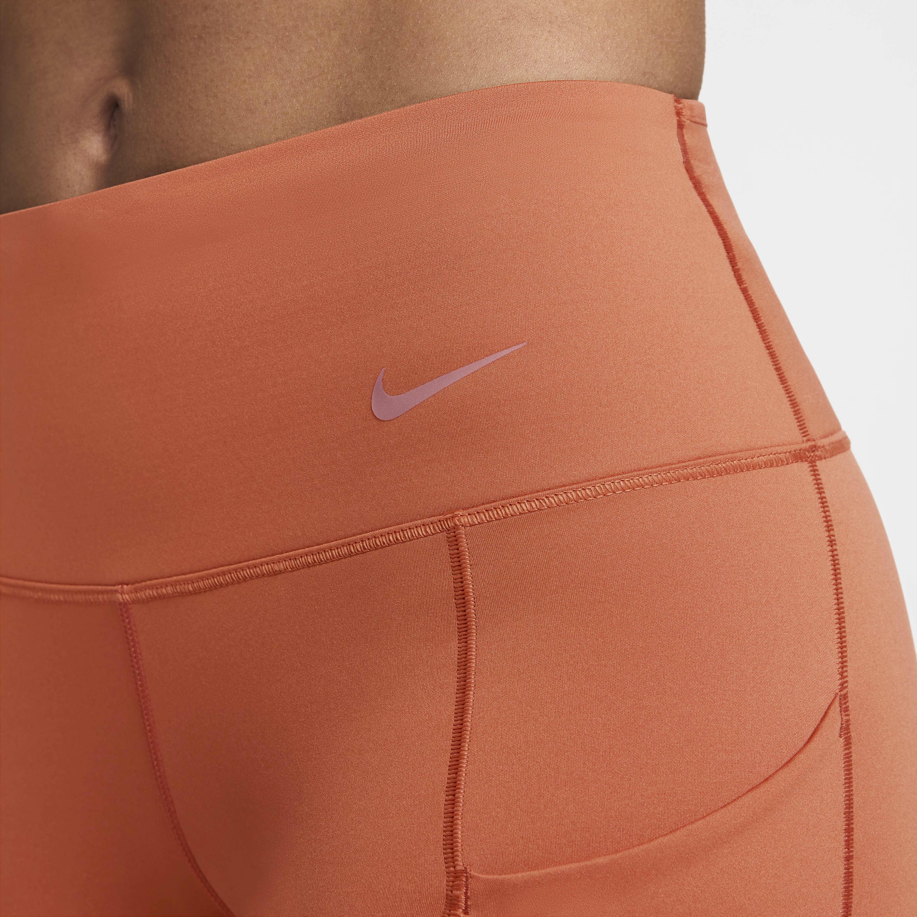 نايكي جو image number 4