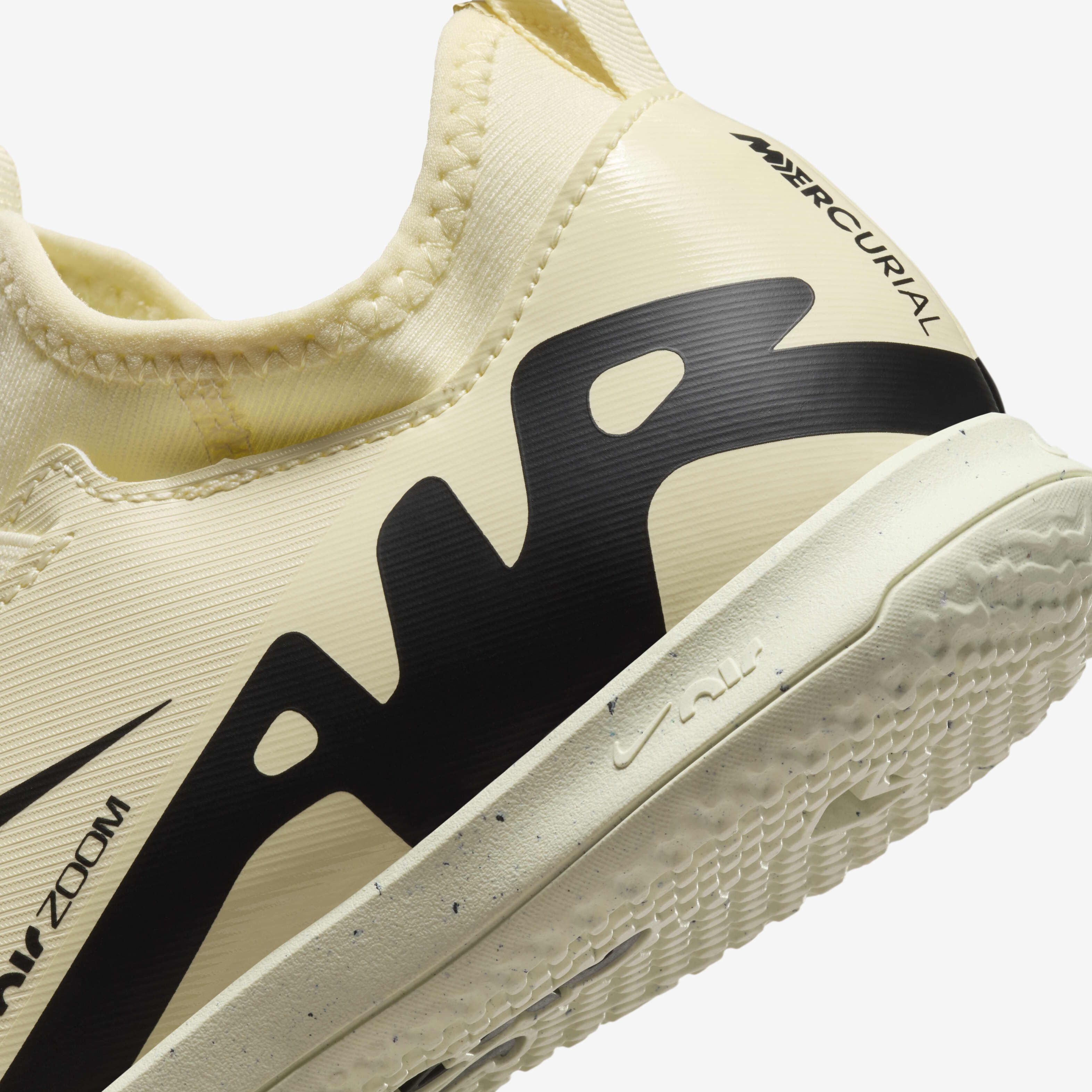 نايكي جونيور ميركيوريال فيبور 15 أكاديمي image number 7