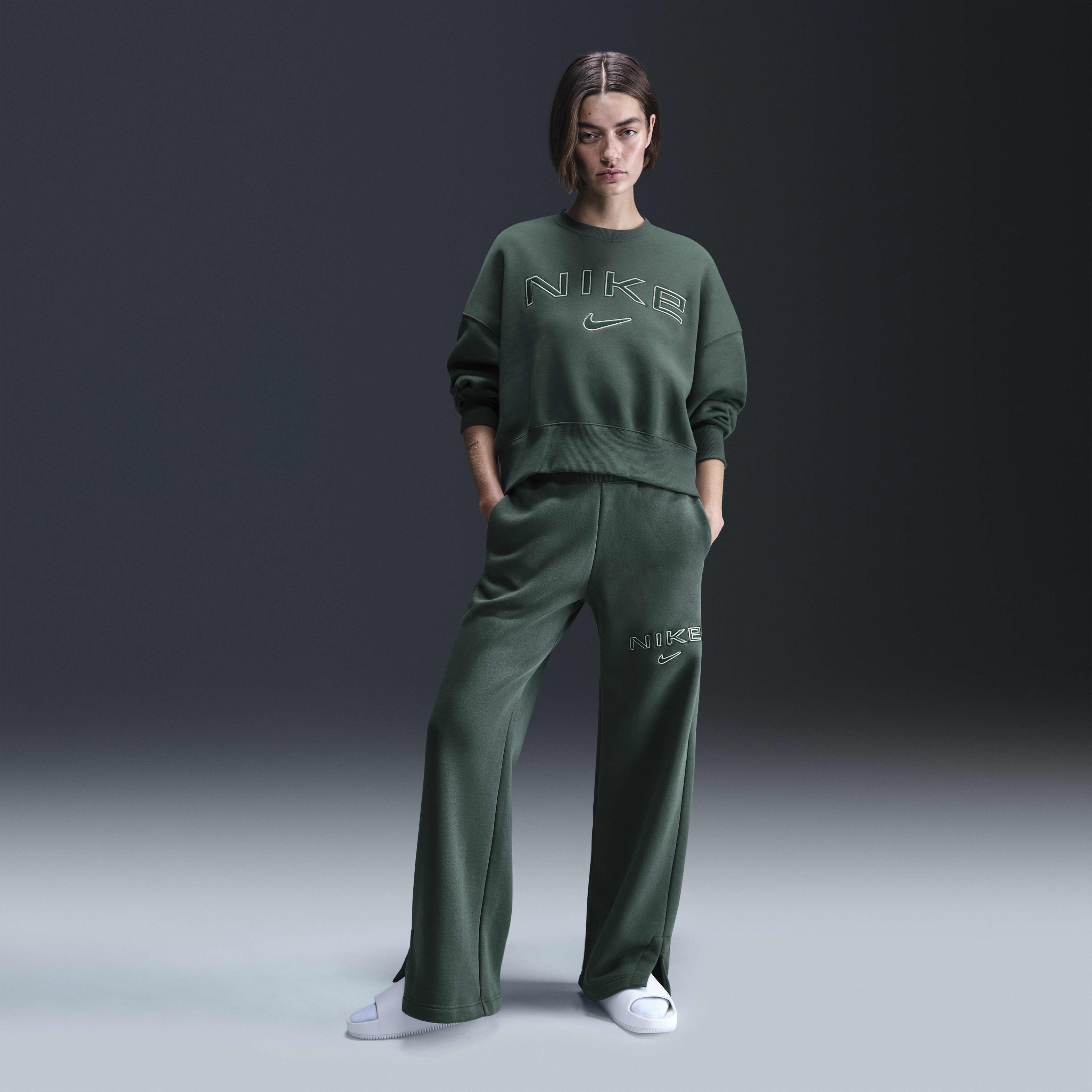 نايكي سبورتسوير فينكس فليس image number 3