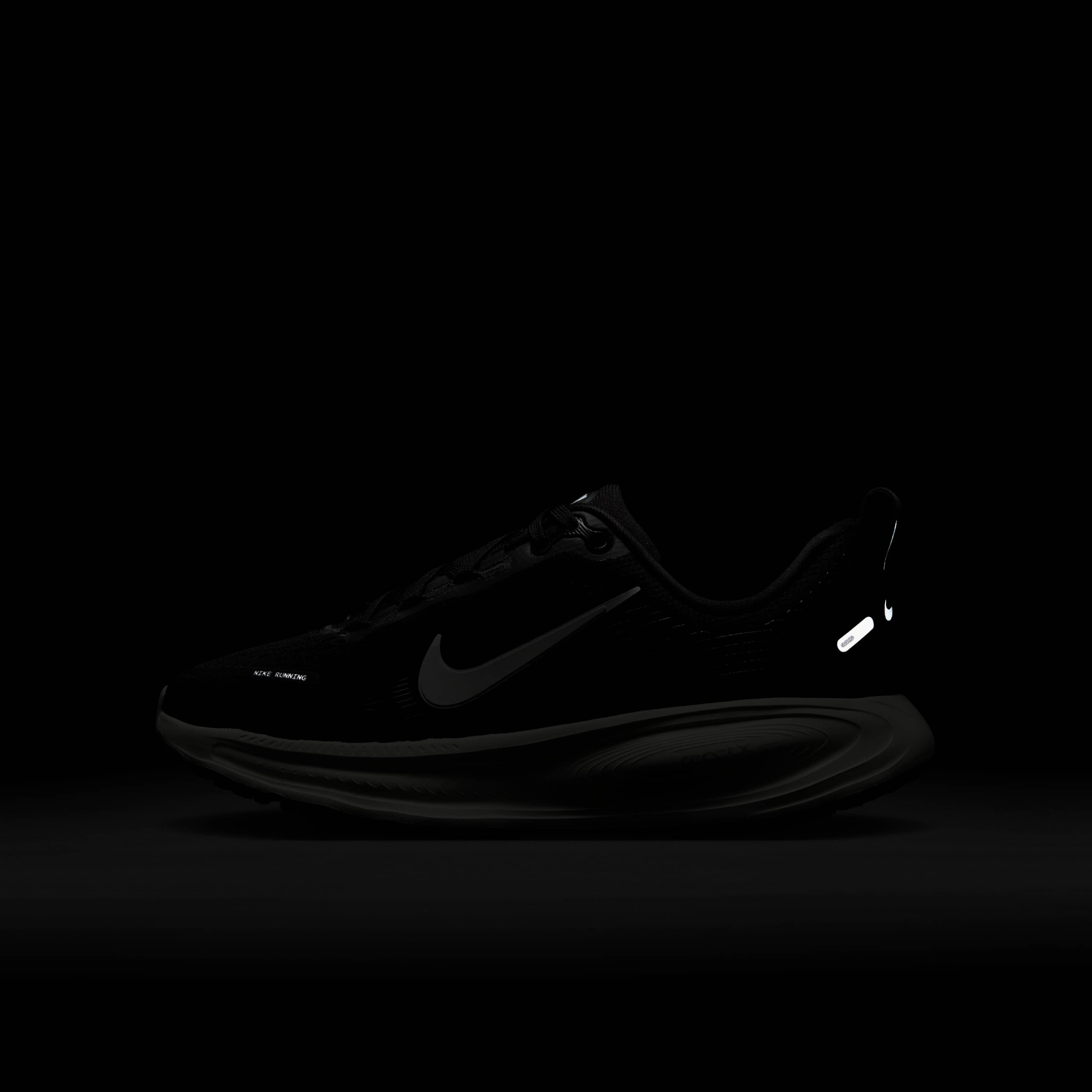 Nike Vomero 18 image number 9