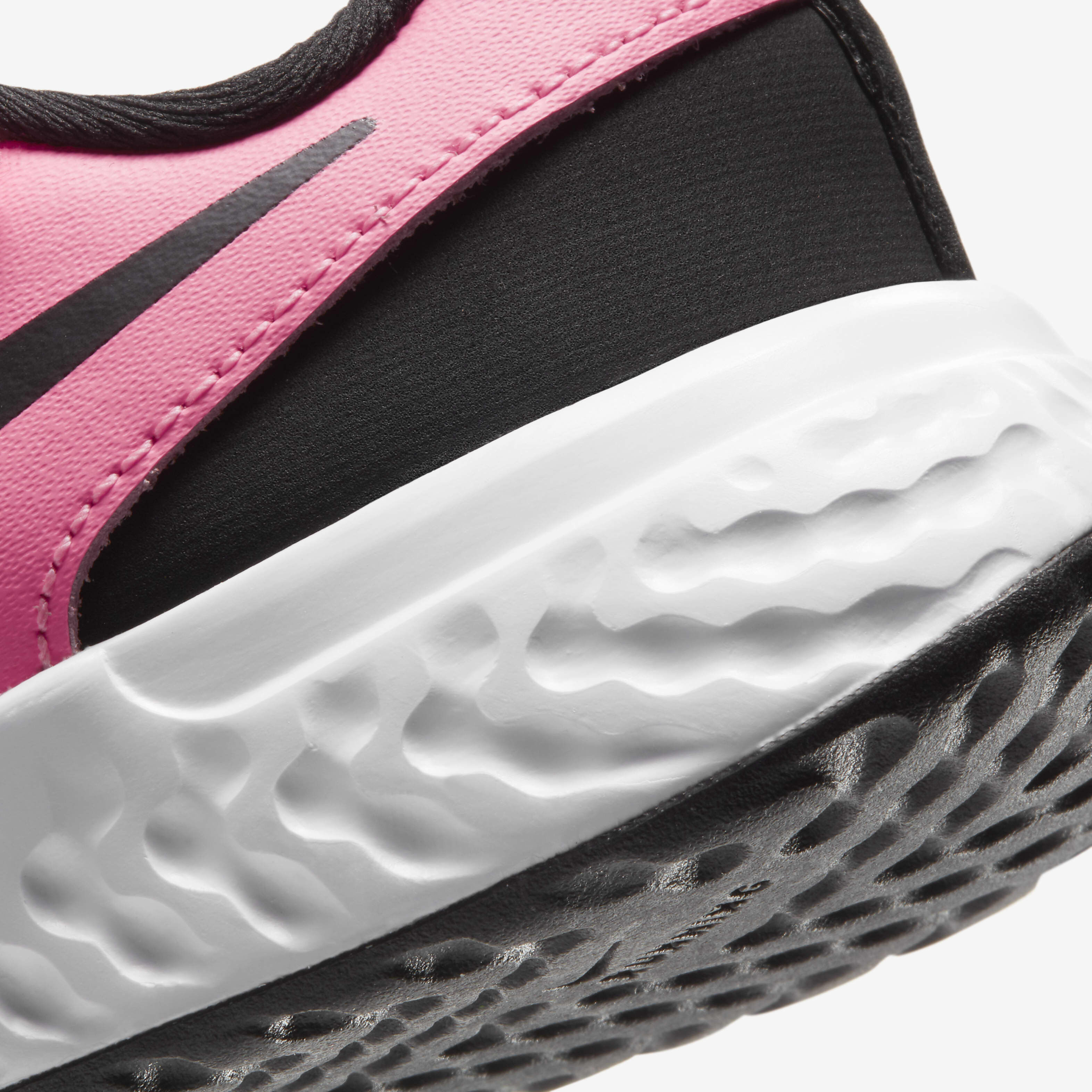 Nike Revolution 5 image number 7