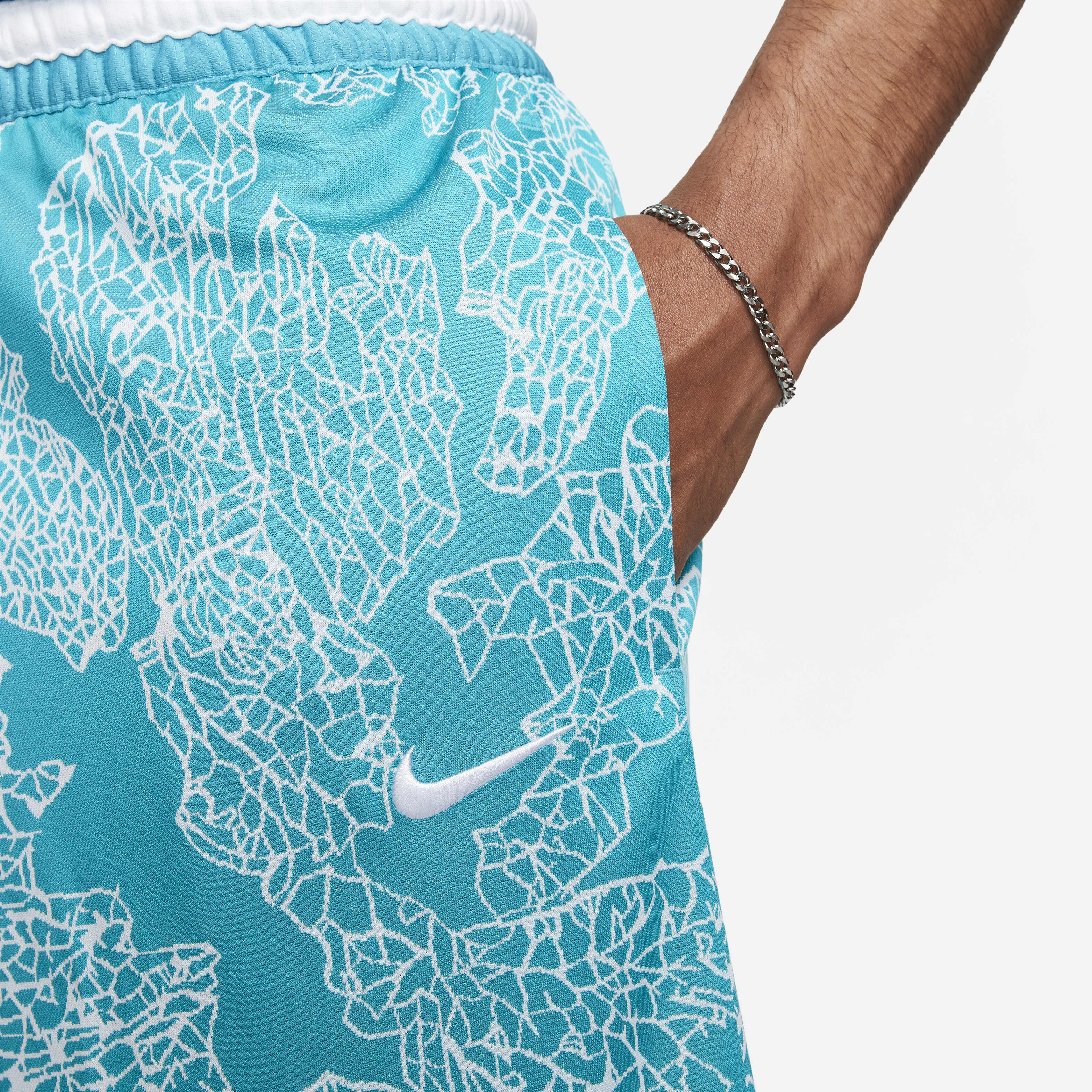 Nike Dri-FIT DNA image number 3