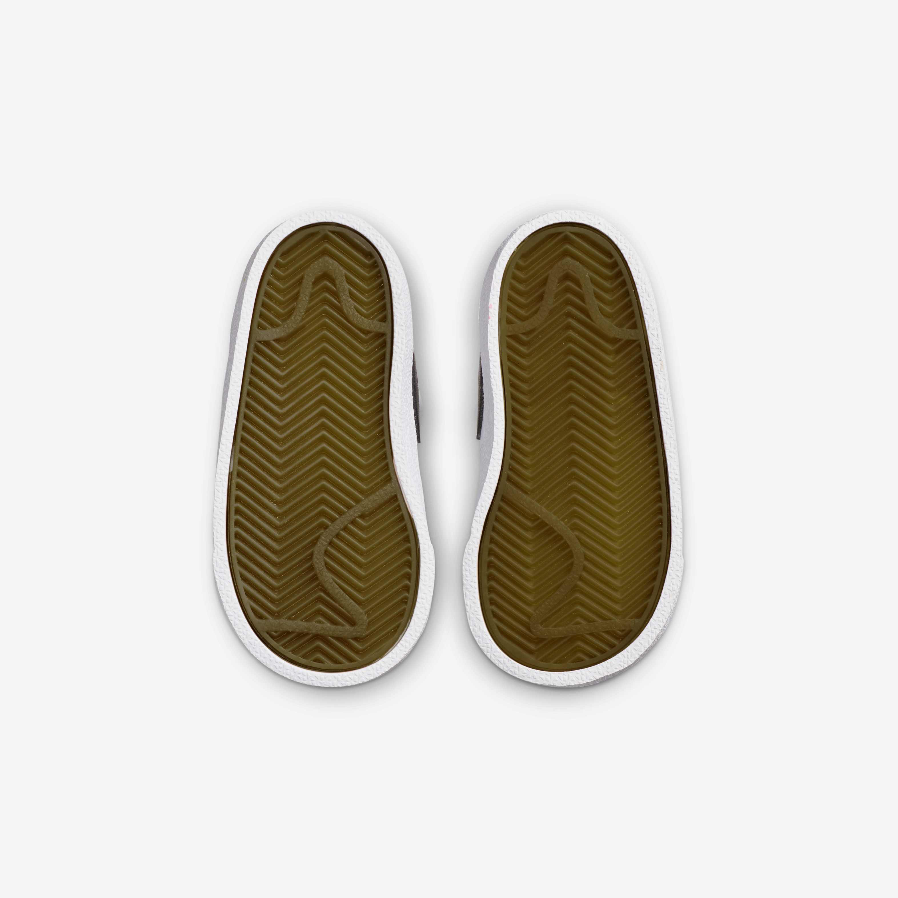 Nike Blazer Mid '77 image number 1