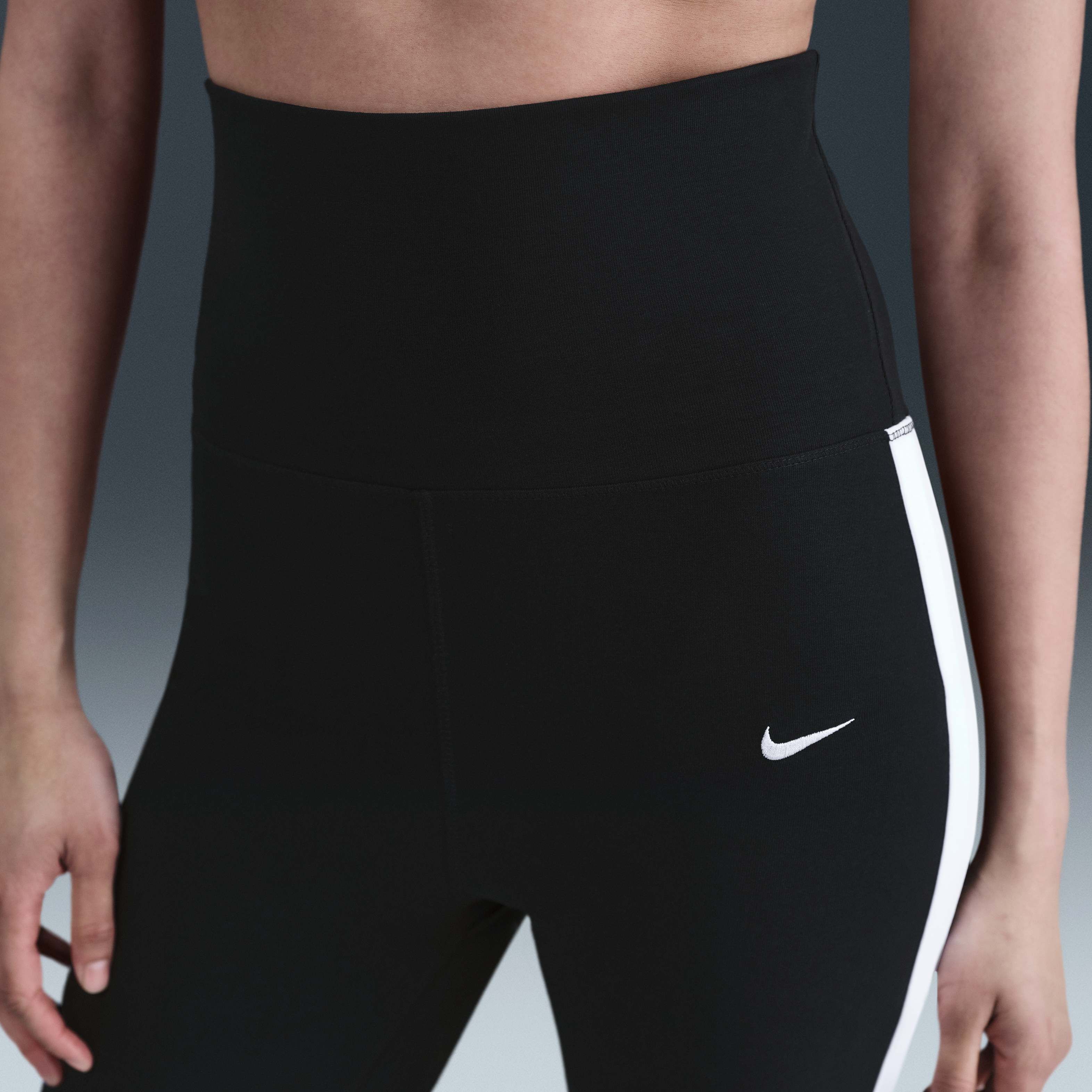 نايكي سبورتسوير image number 5