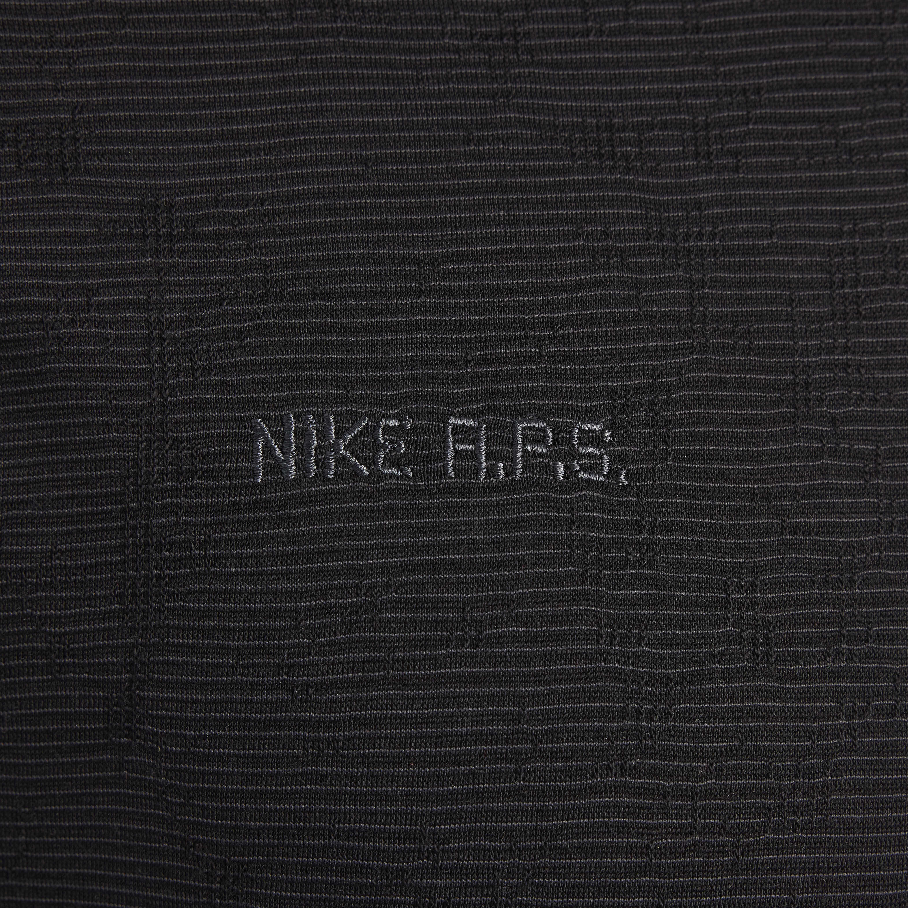 Nike APS image number 3