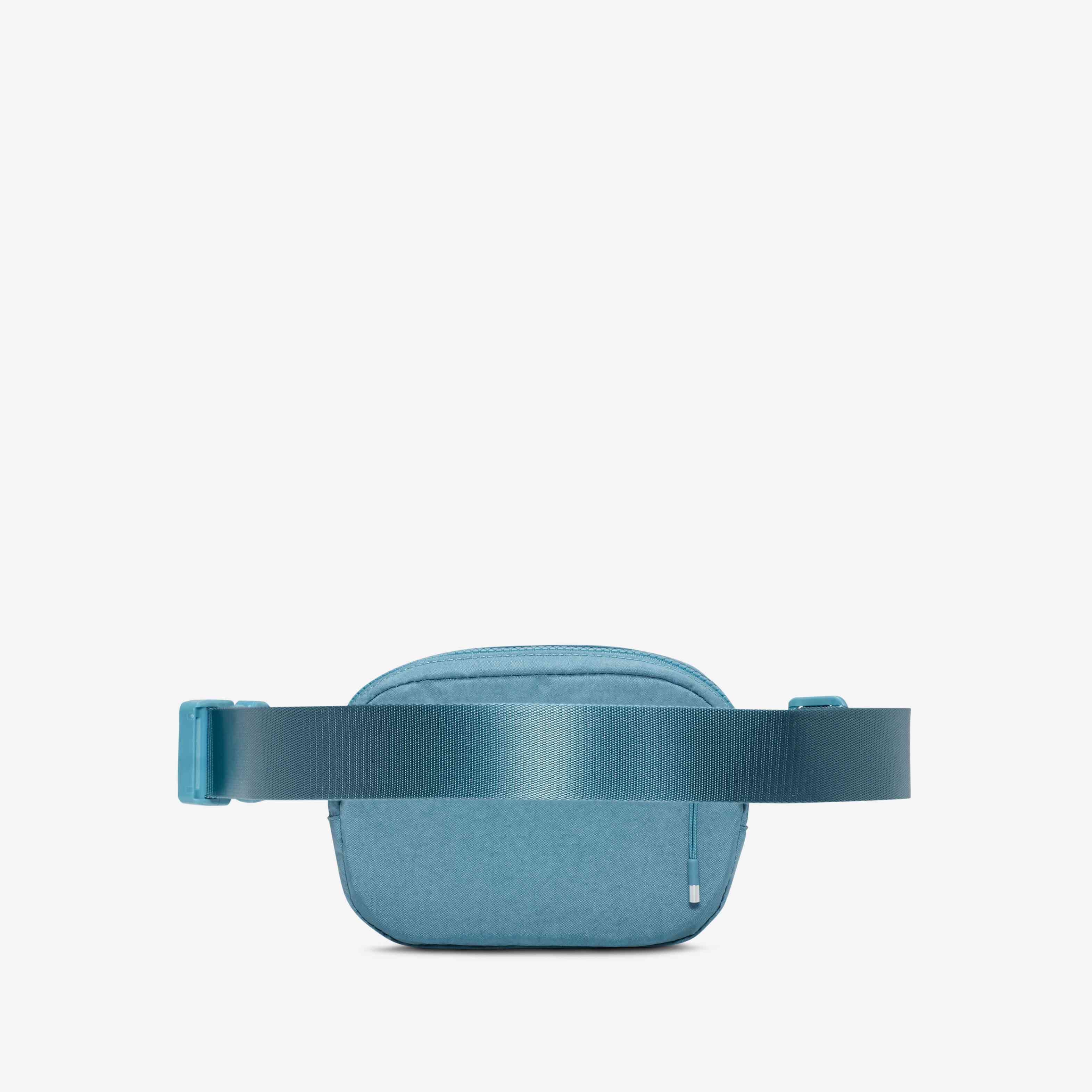 نايكي أورا image number 2