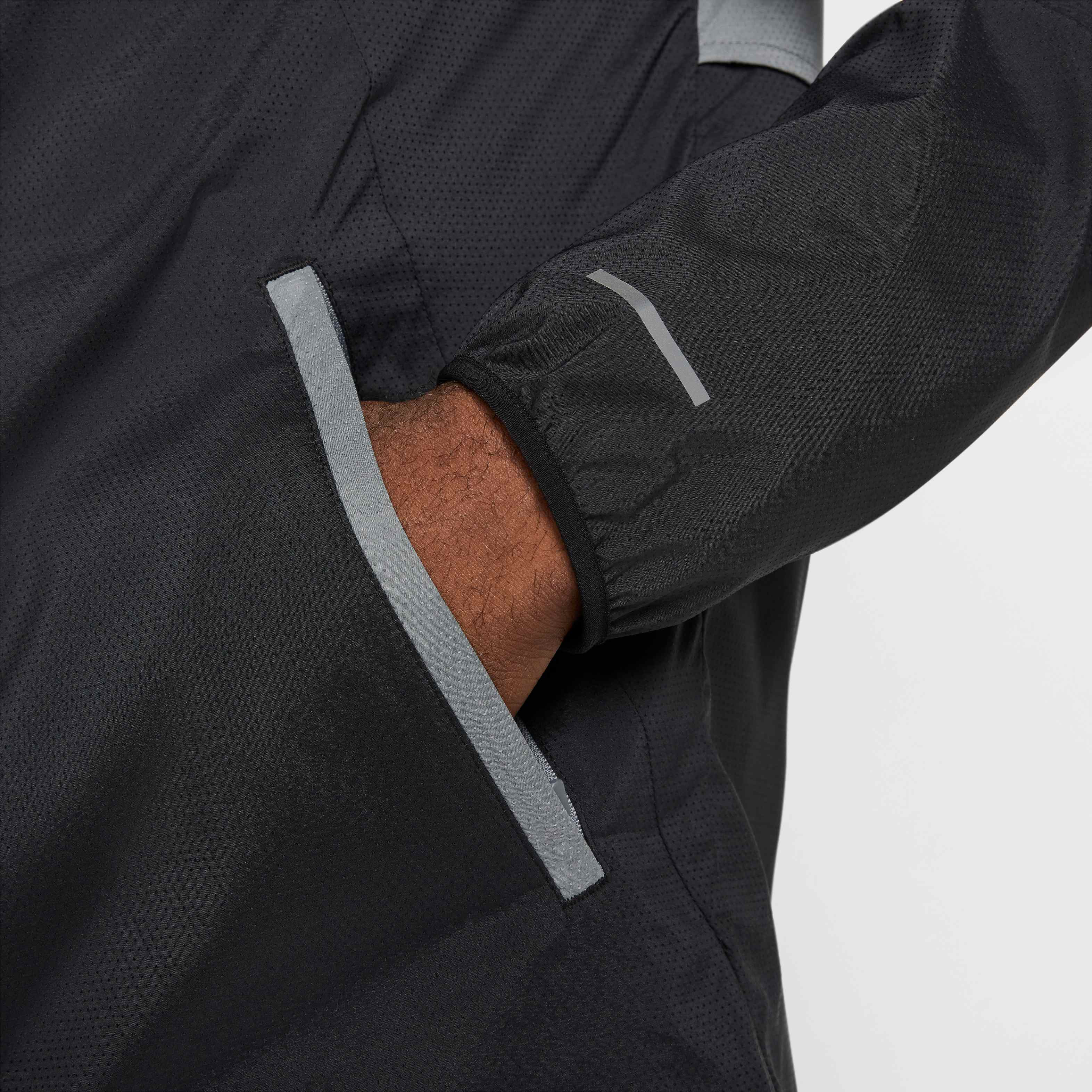 Nike Impossibly Light Windrunner image number 3