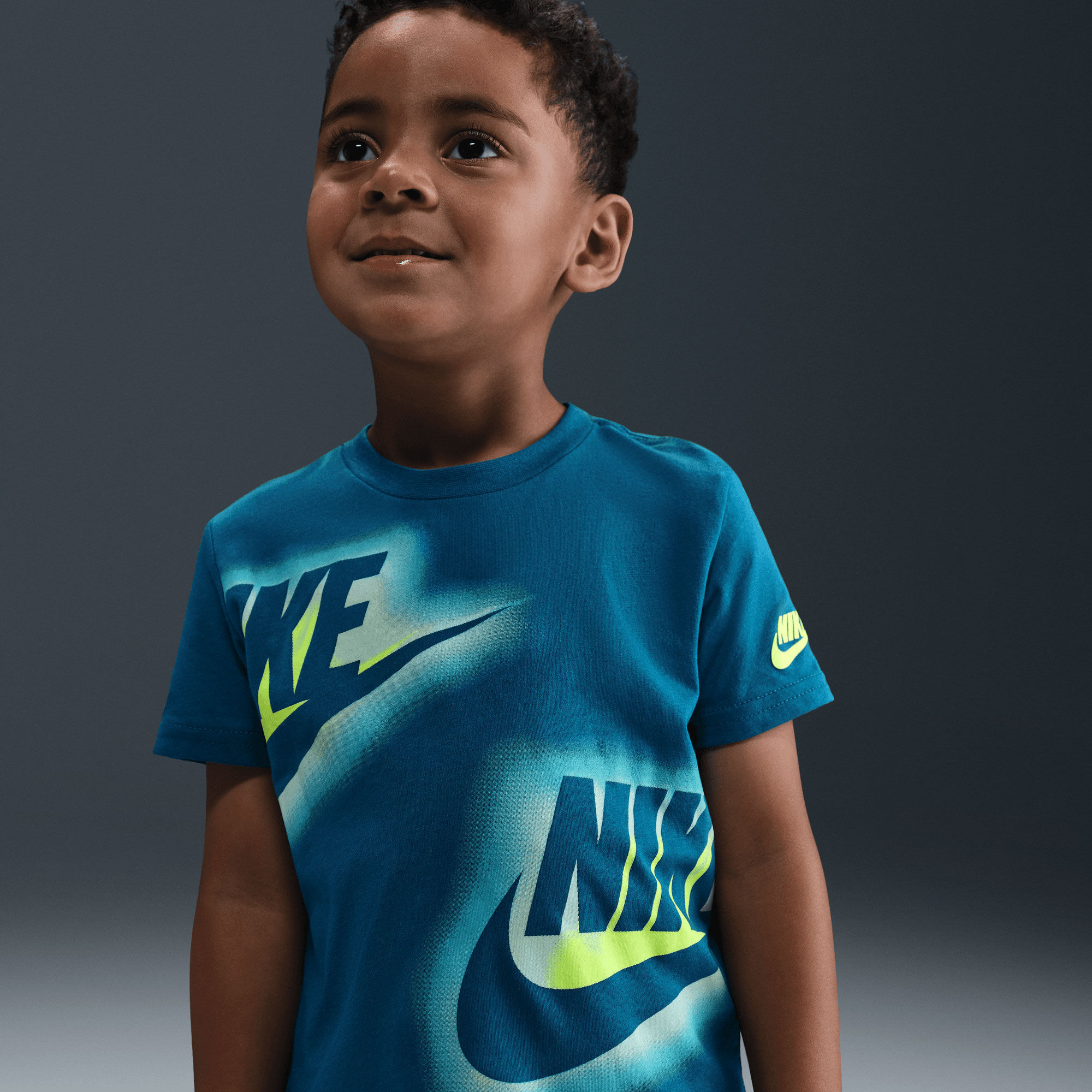 Nike Glow With Me image number 7