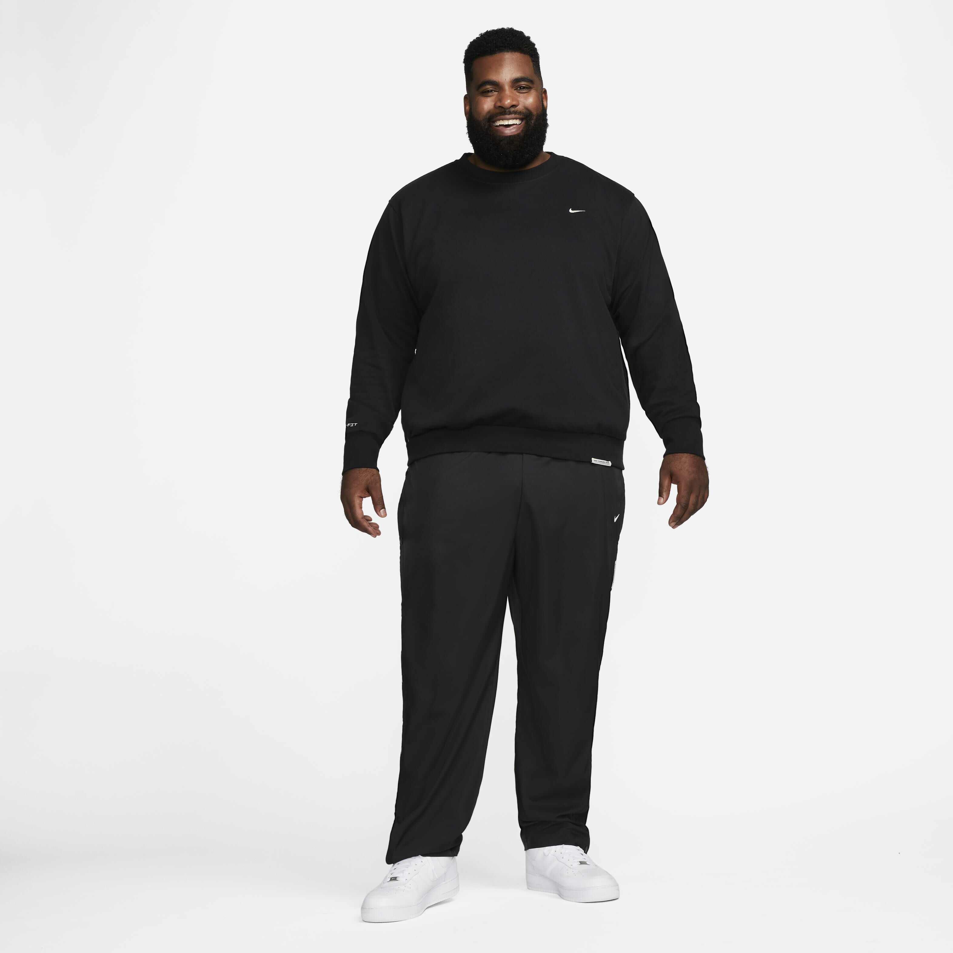 Nike Standard Issue image number 13