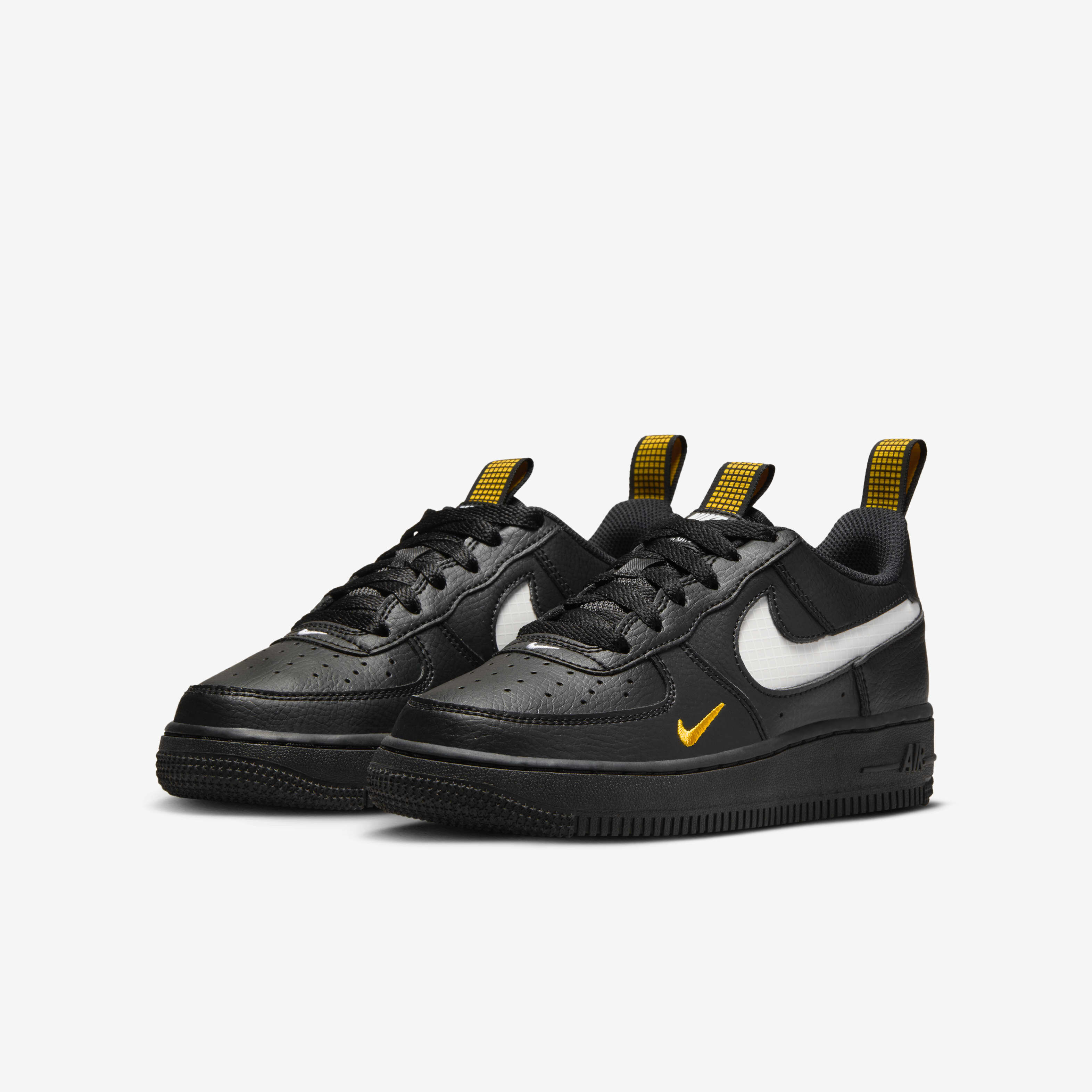 Nike Air Force 1 LV8 image number 4
