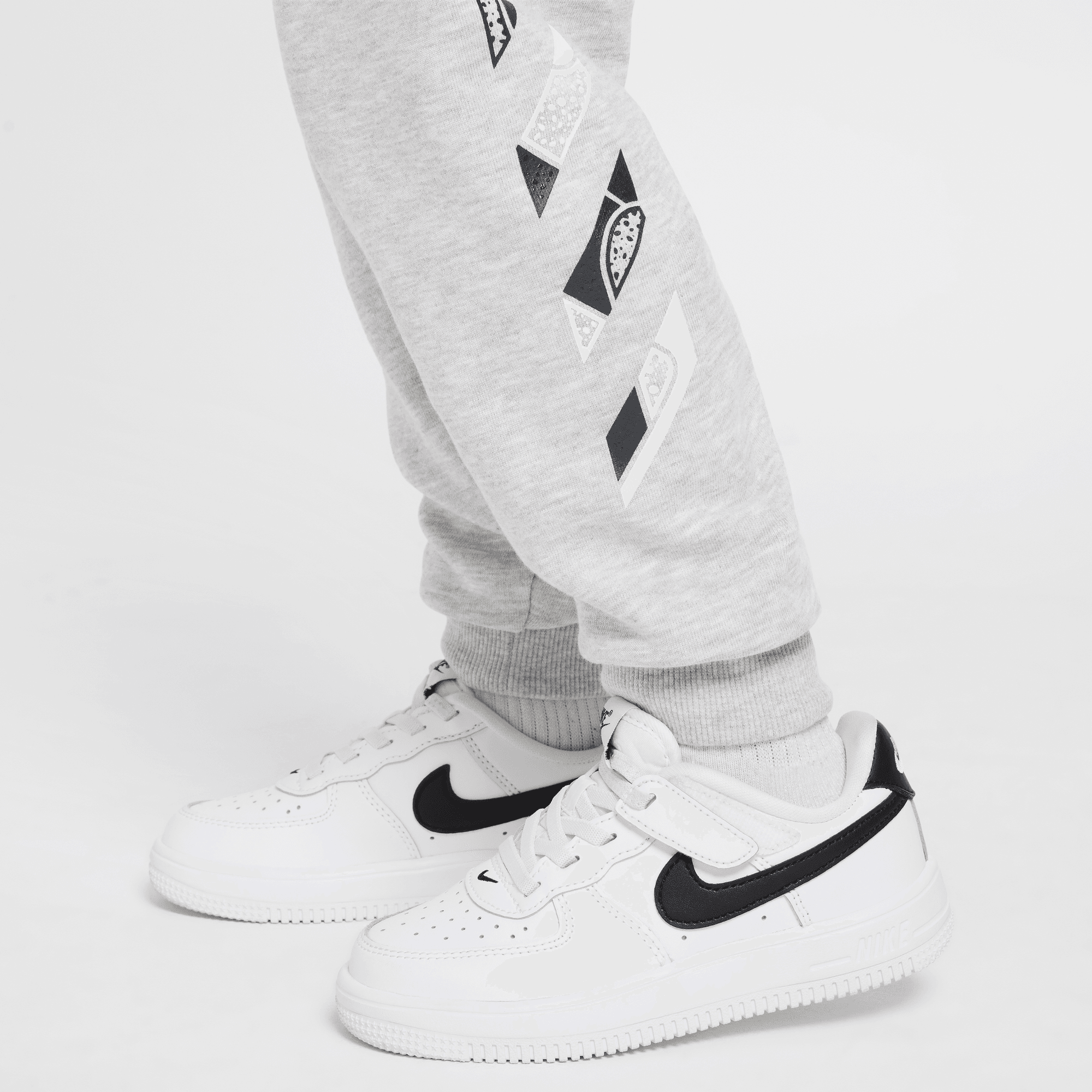 Nike Sportswear image number 2