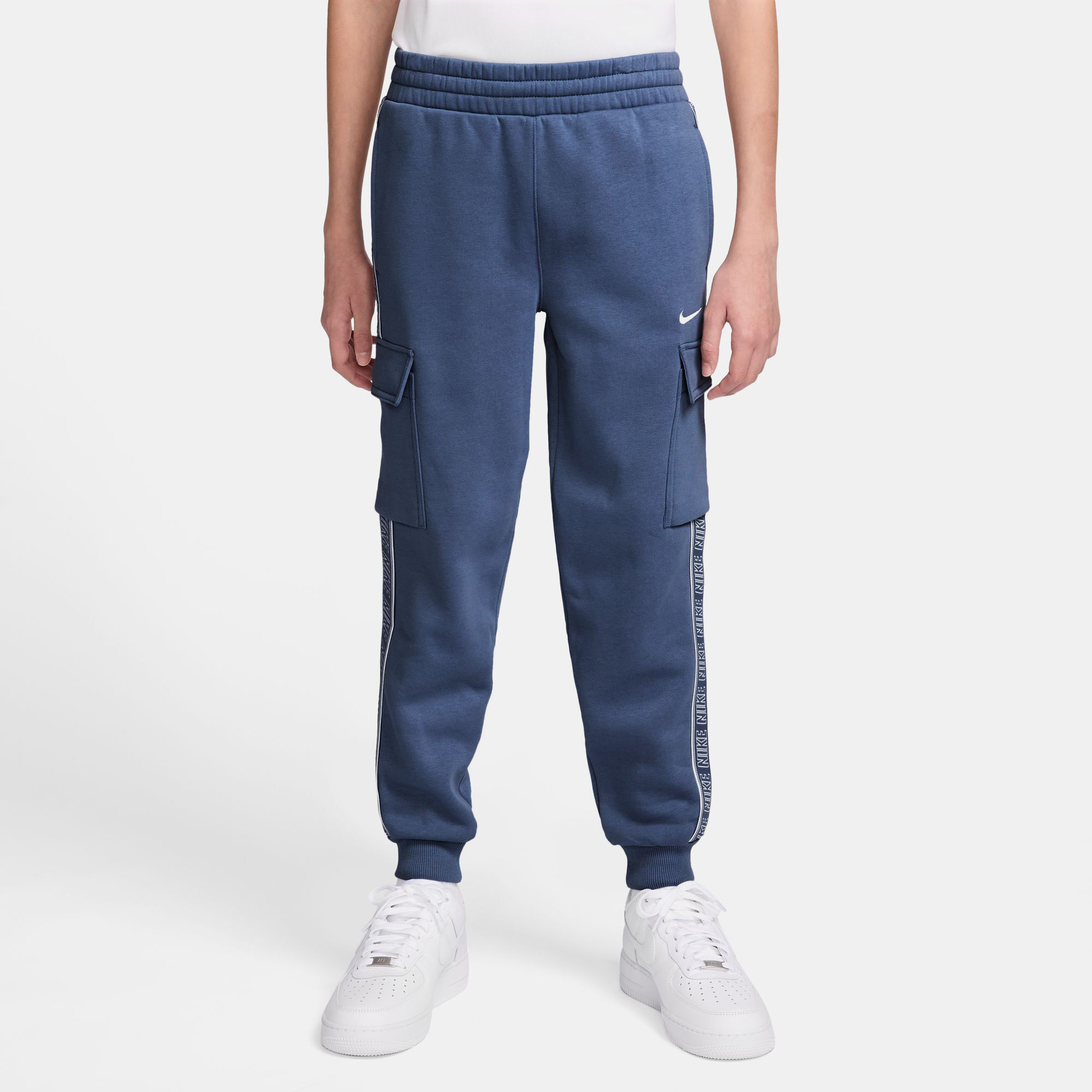 نايكي سبورتسوير كلوب فليس image number 0