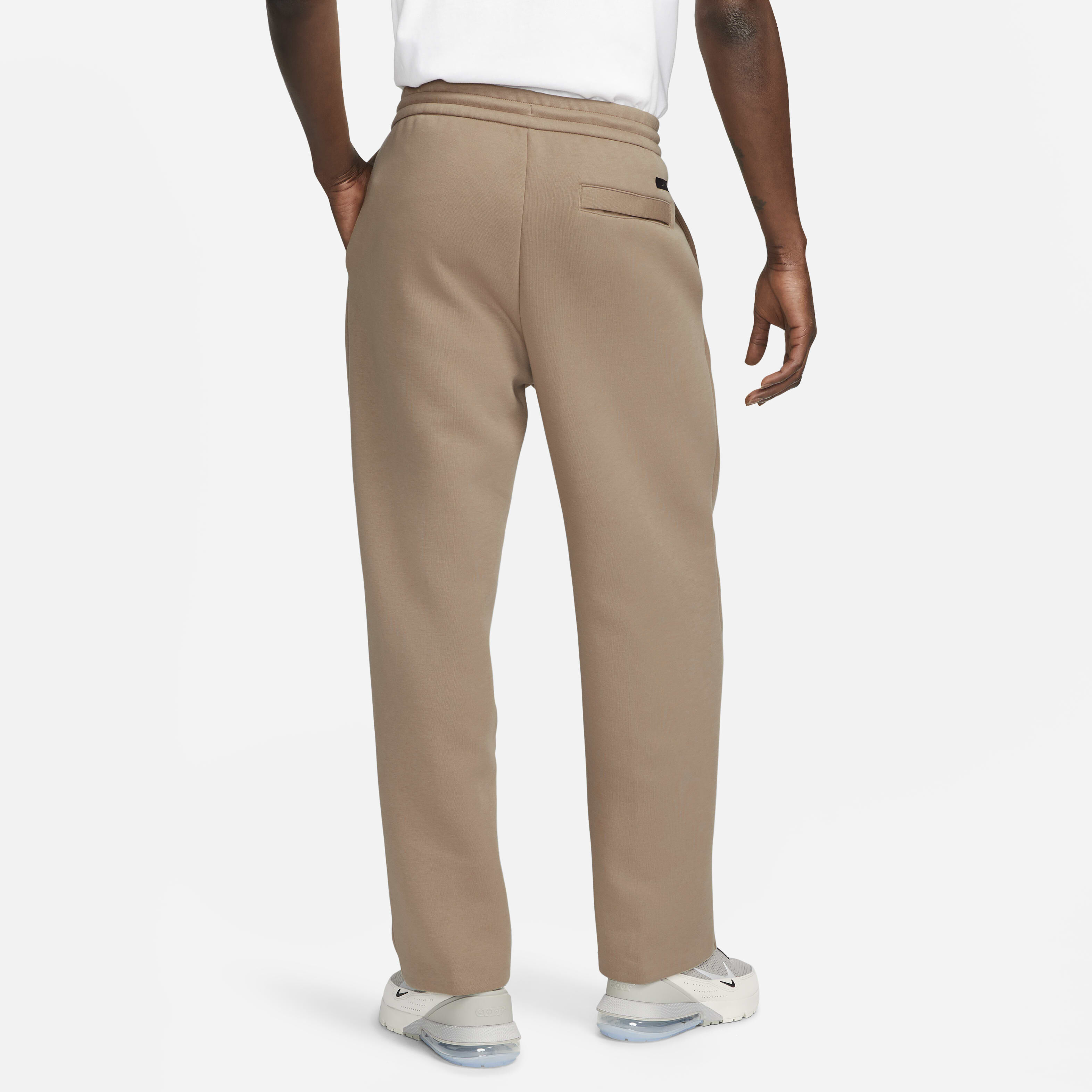 نايكي تك فليس ري-ايمادجيند image number 1