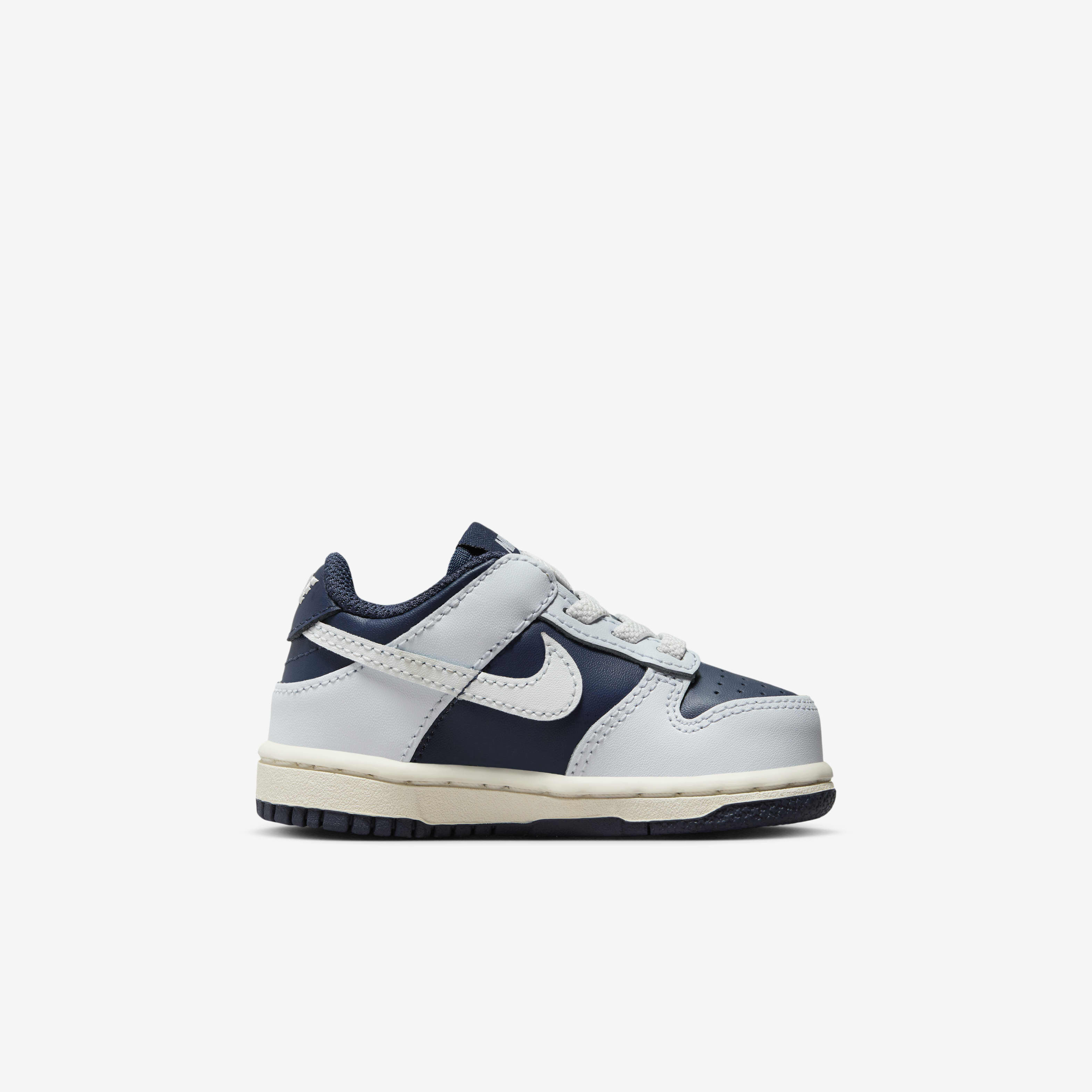 Nike Dunk Low image number 2