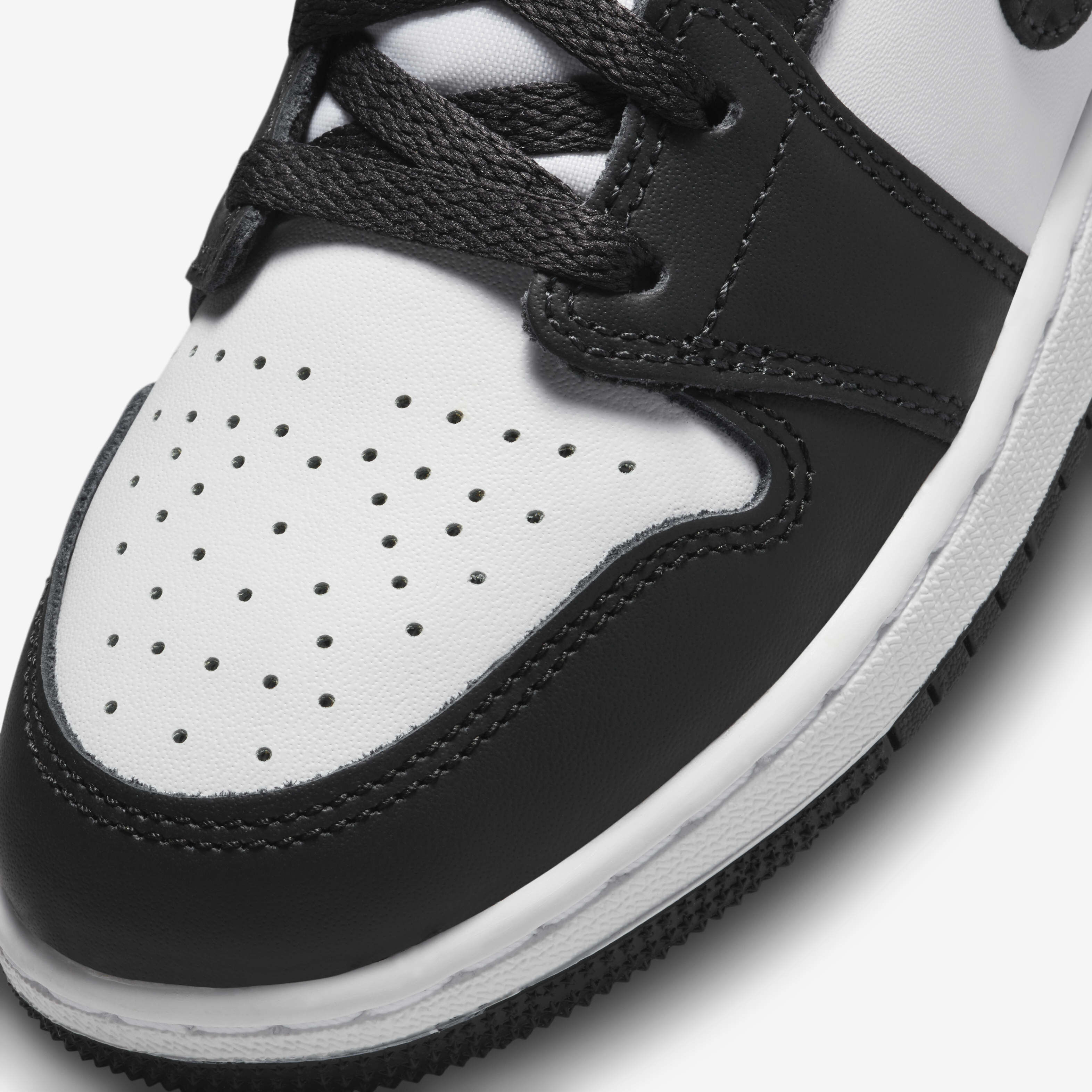 Air Jordan 1 Mid SE image number 6
