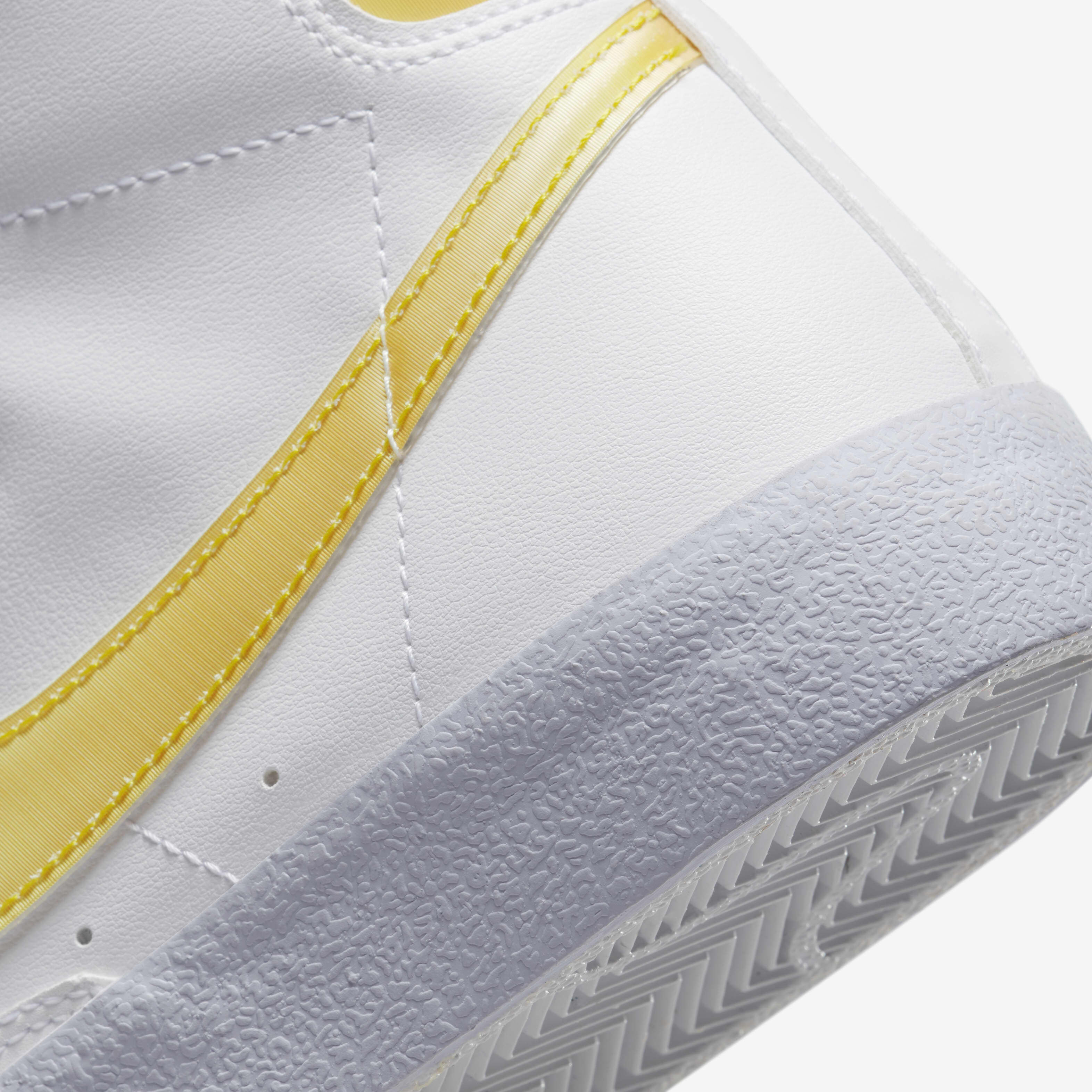 نايكي بليزر ميد نيكست نيتشور image number 7