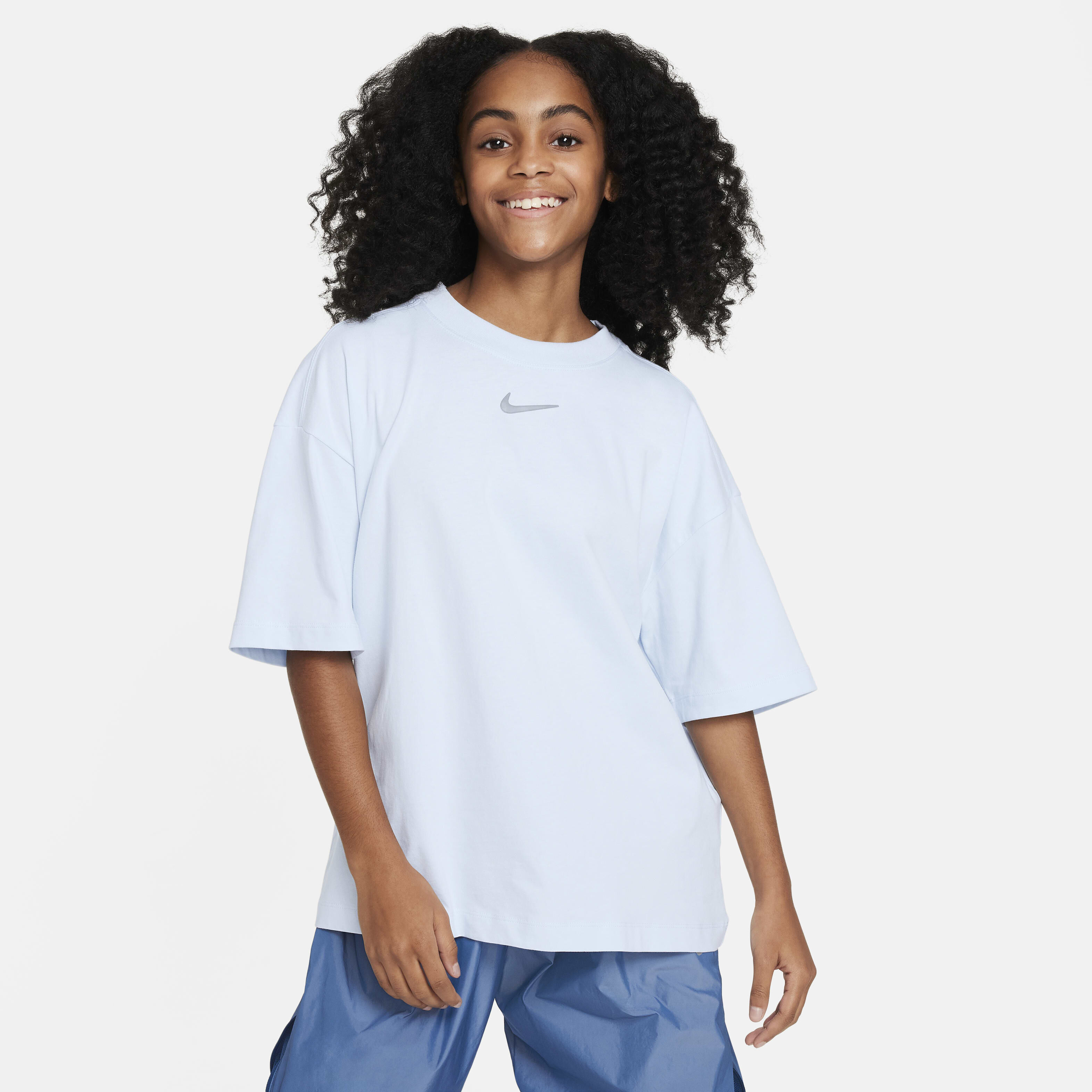 Nike oversized t shirt store