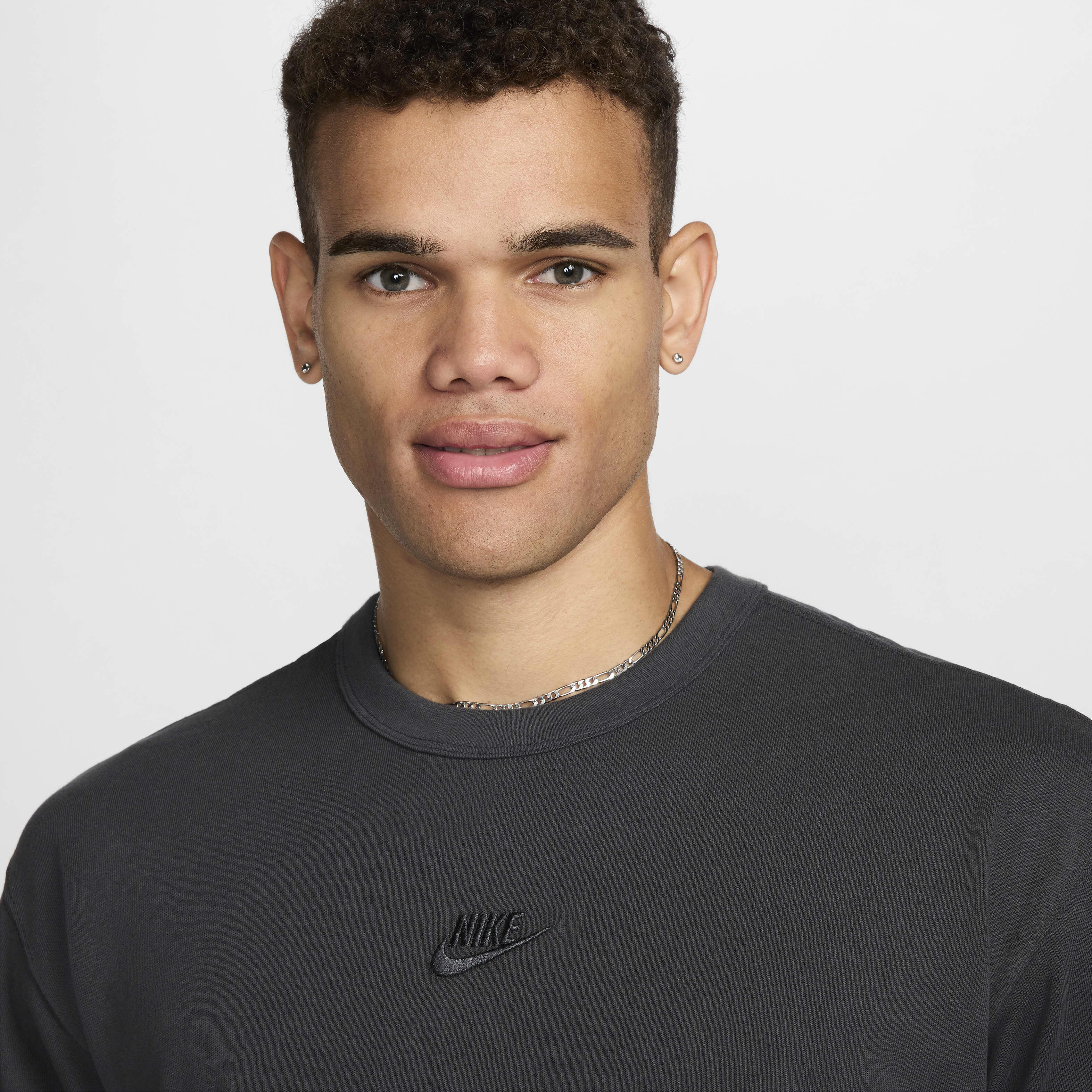 نايكي سبورتسوير بريميوم ايسنشالز image number 2