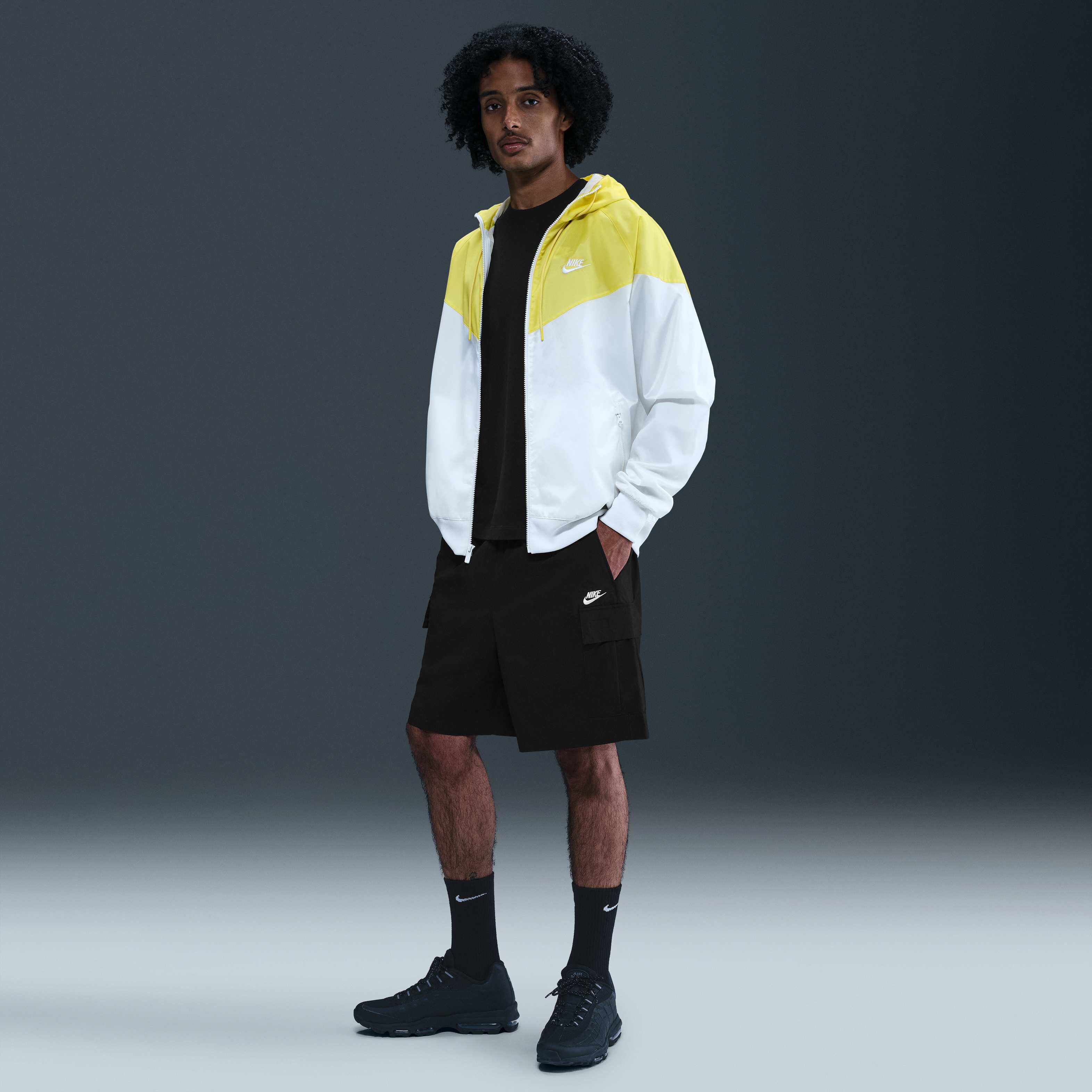 Nike Sportswear Club image number 0