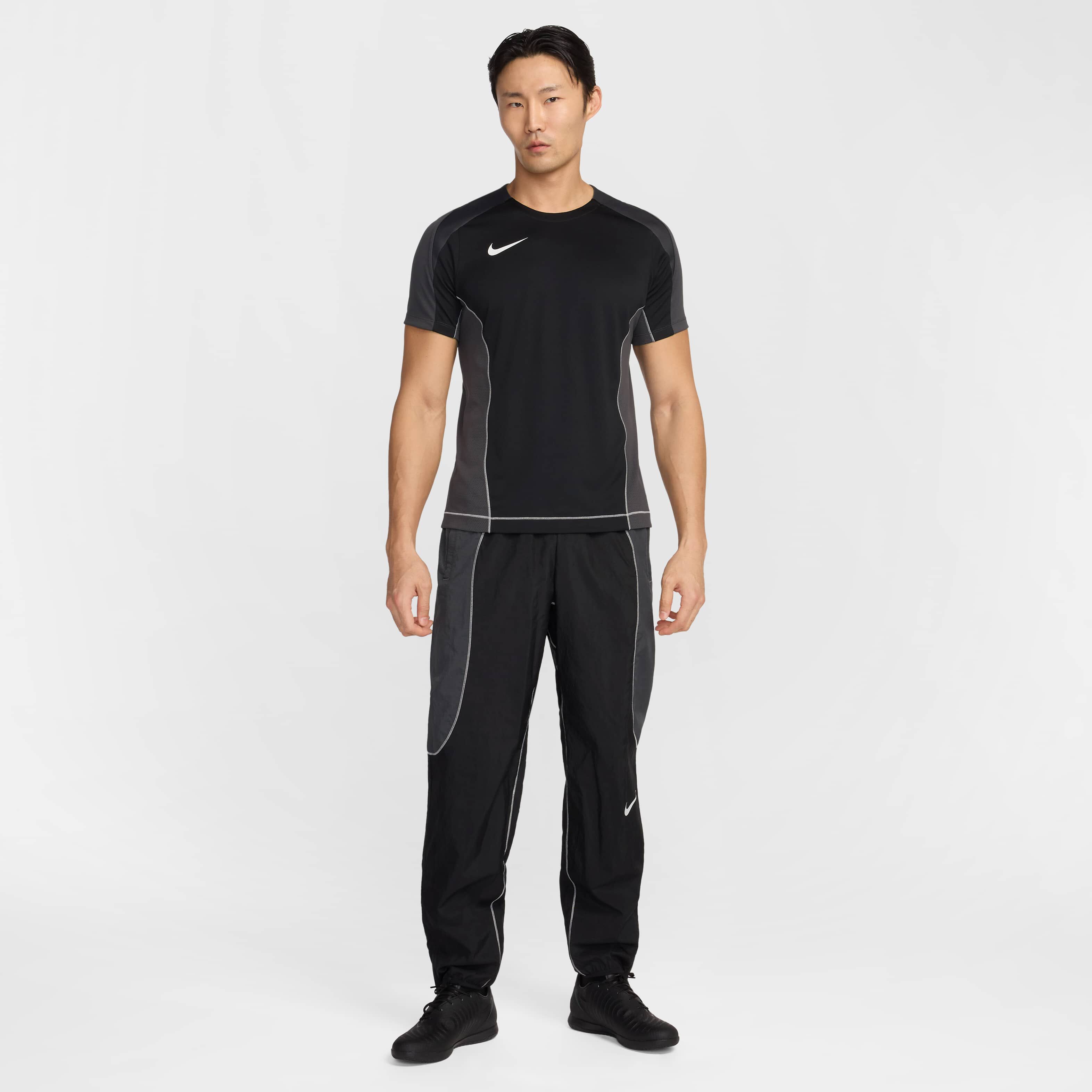 Nike Strike+ image number 3