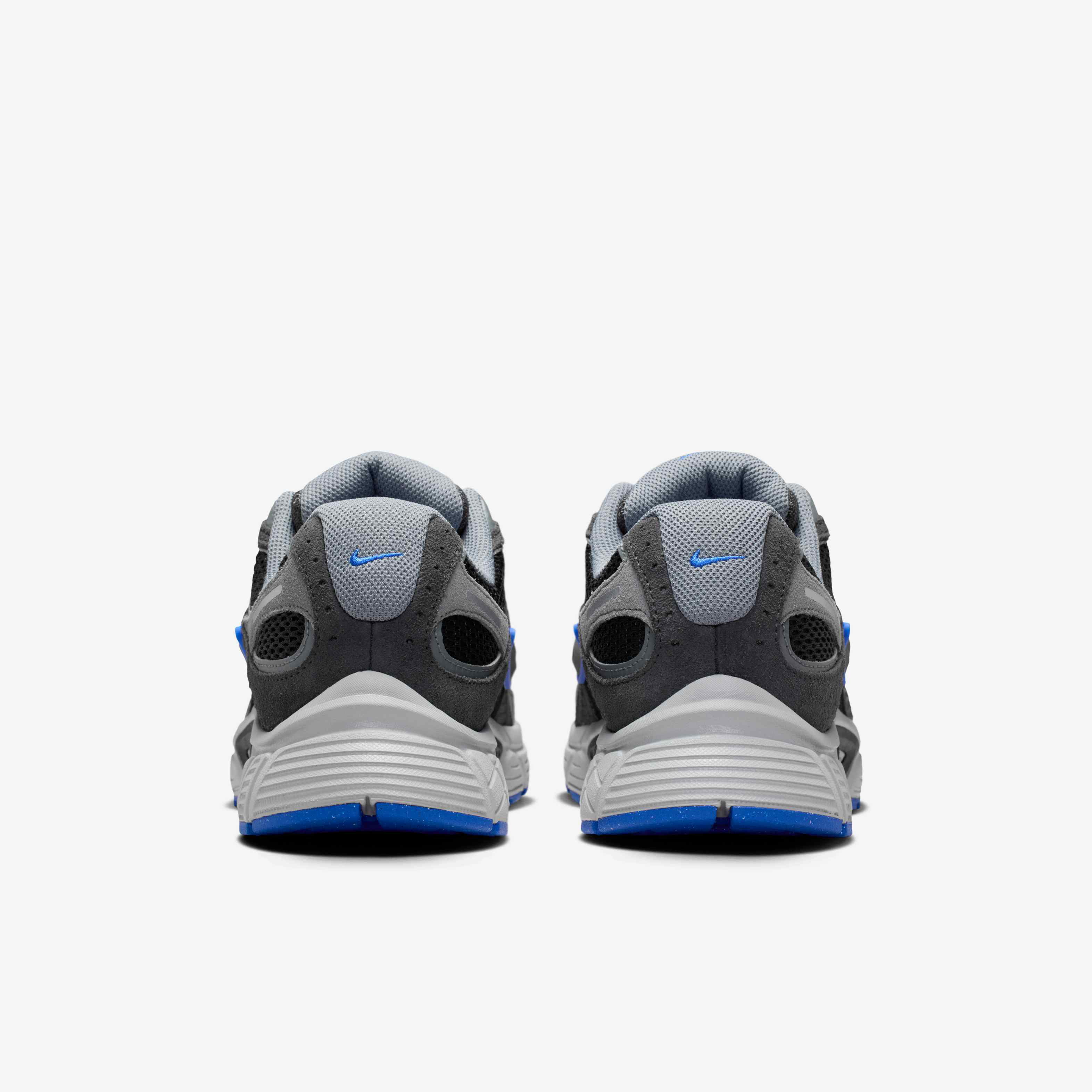 Nike V5 RNR Suede image number 5