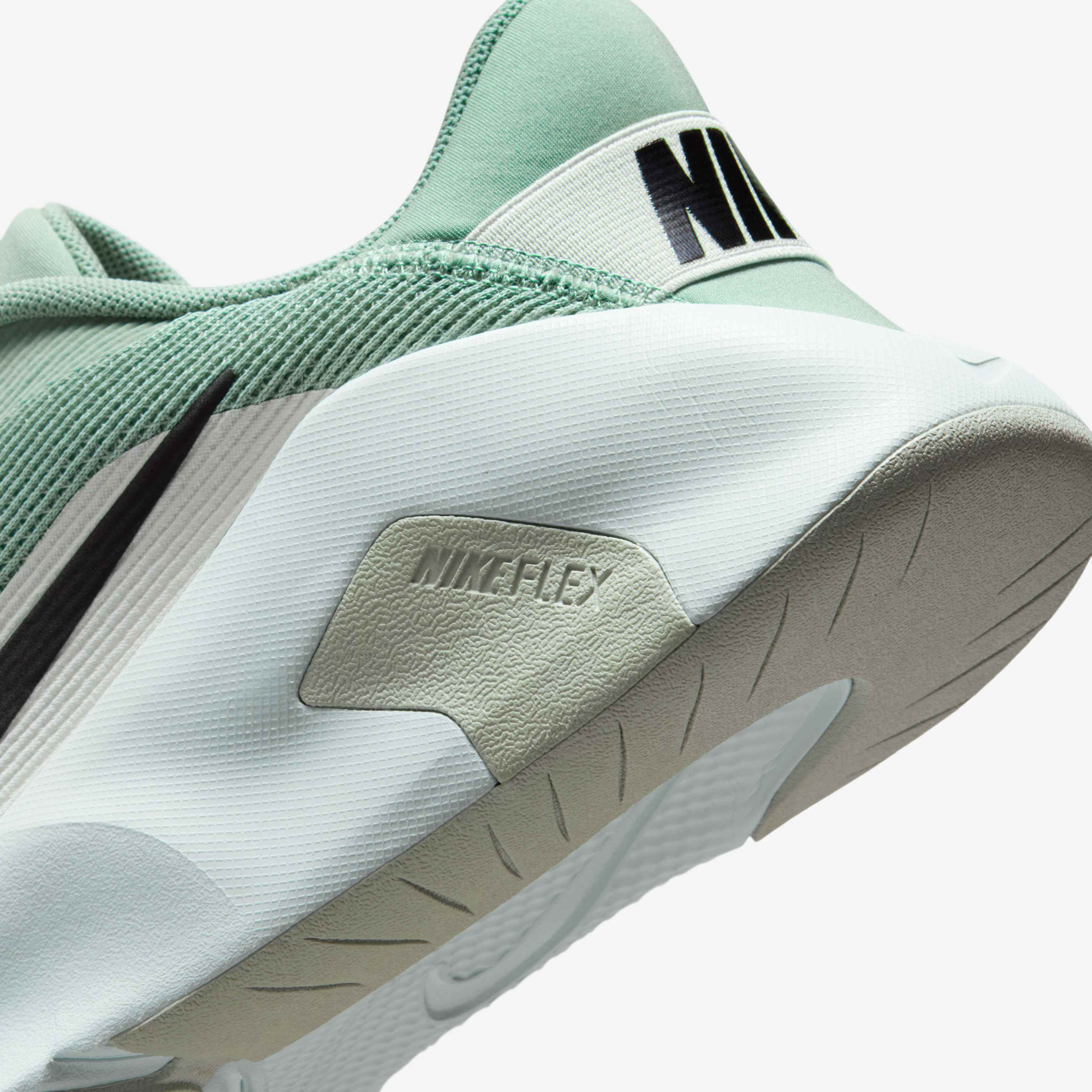 Nike Flex Train image number 7