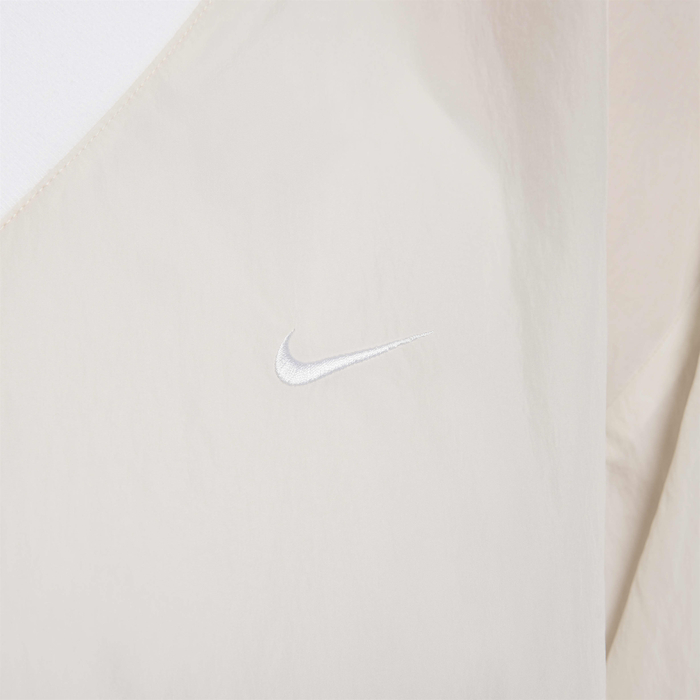 Nike Sportswear Essential image number 3 Nike Sportswear Essential image number 3
