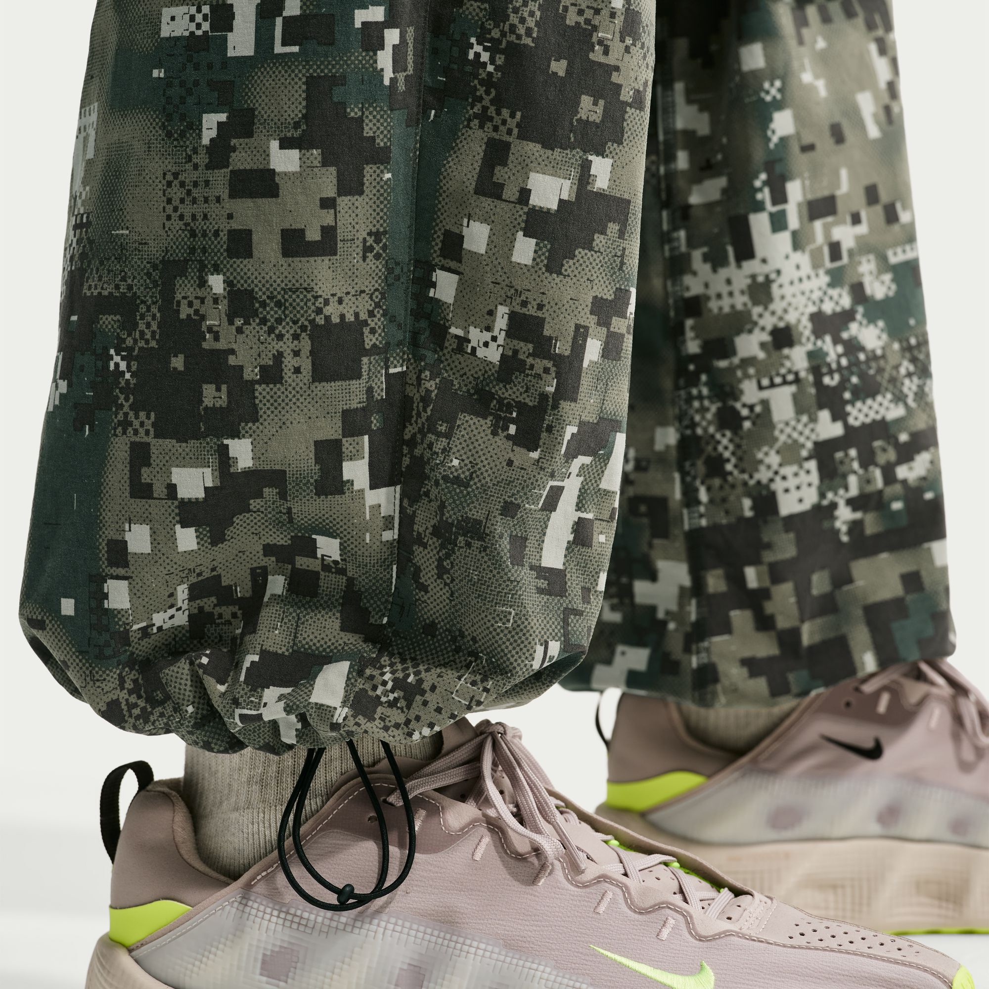 Nike Tech image number 6